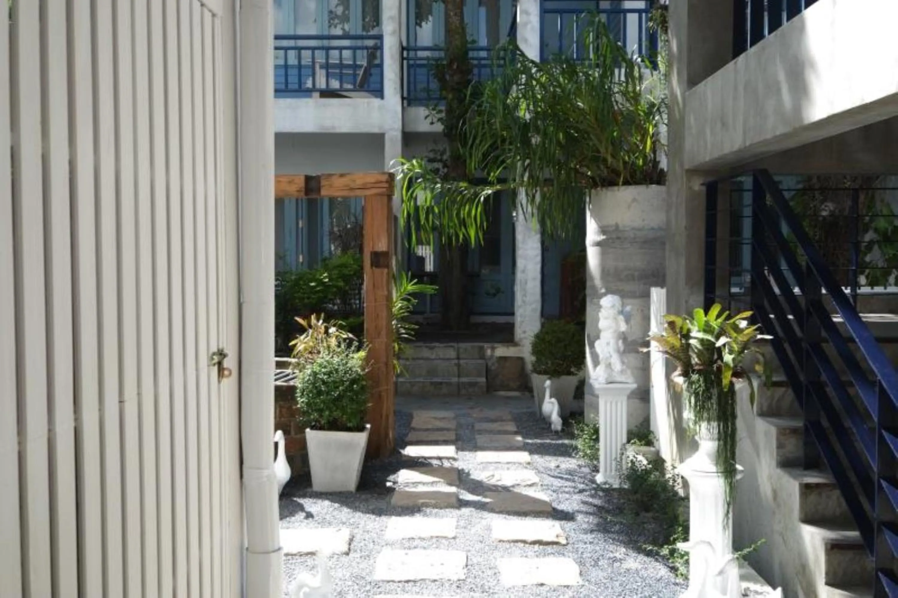 Property building in Chanchalay Hip Hostel SHA Extra Plus