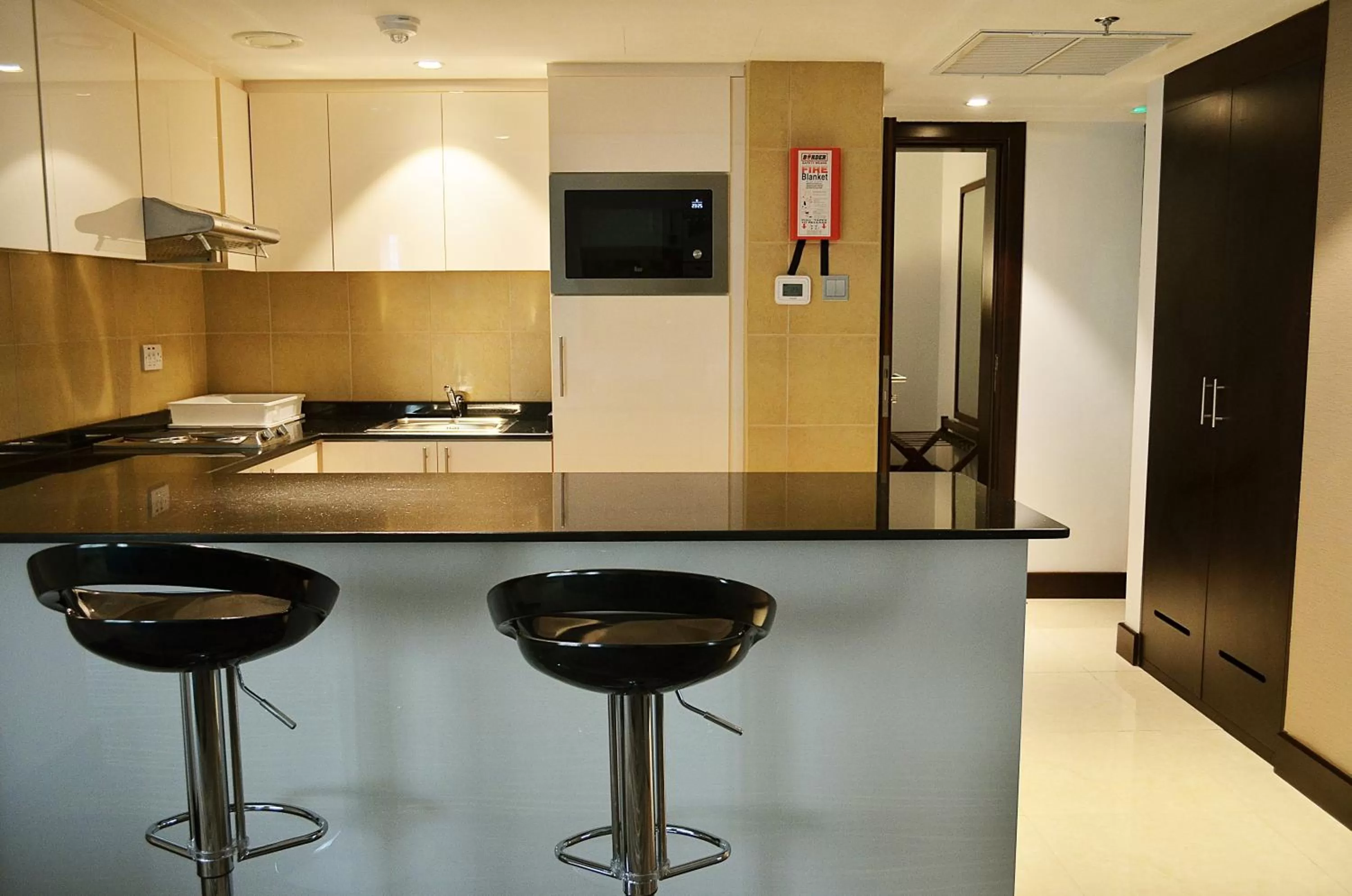 Kitchen or kitchenette in Copthorne Downtown by Millennium