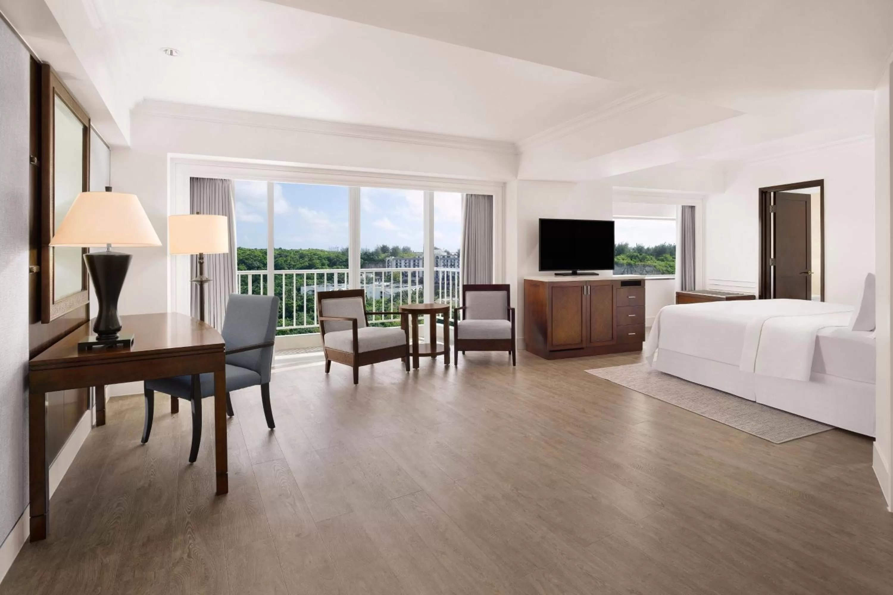 Photo of the whole room, Bed in The Westin Resort Guam