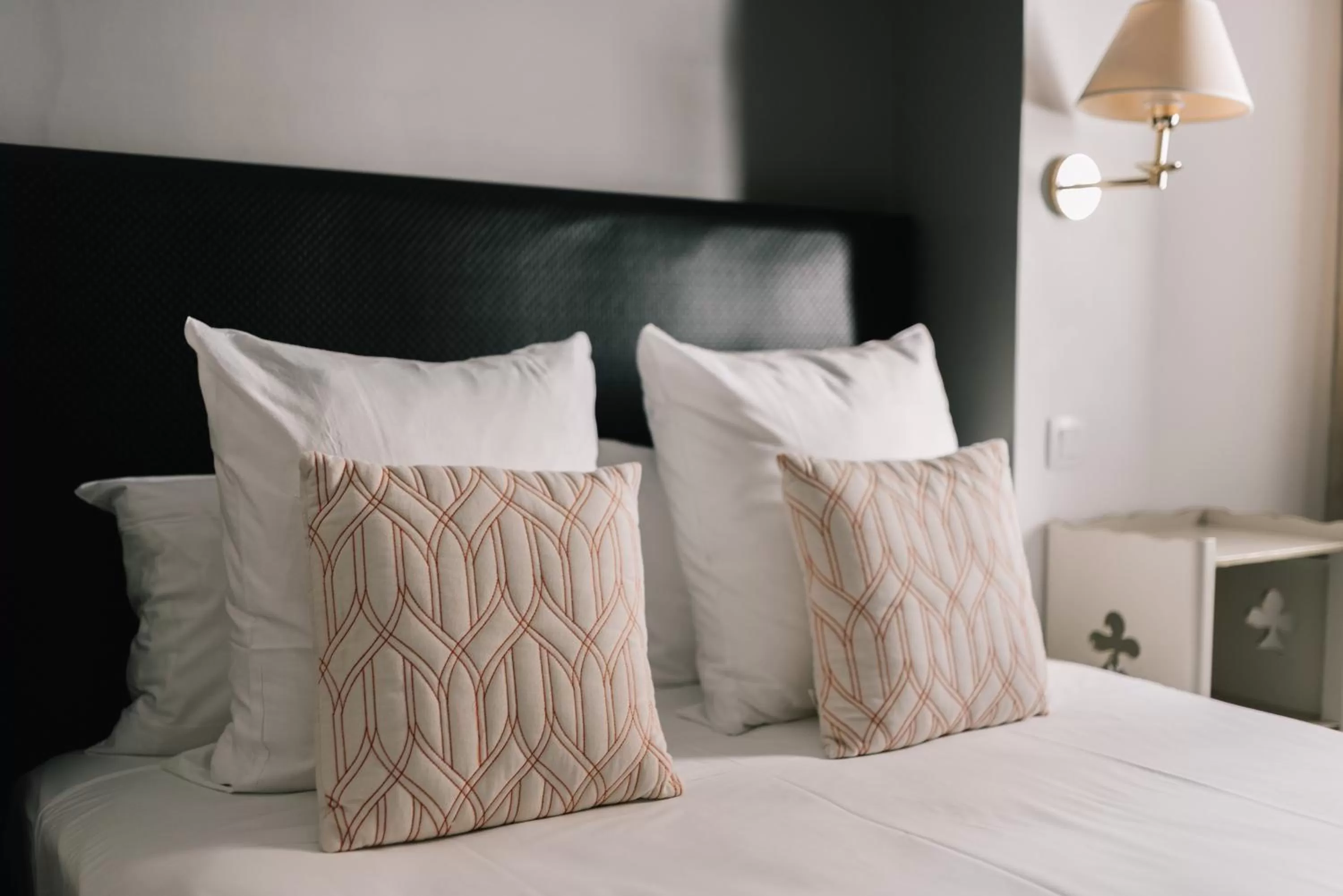 Bed in Hôtel La Résidence