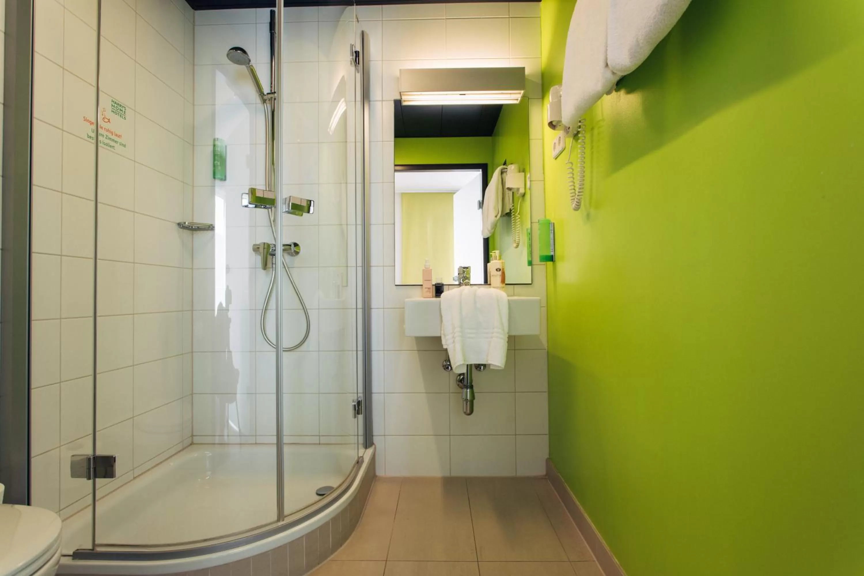 Bathroom in harry's home Linz-Urfahr hotel & apartments