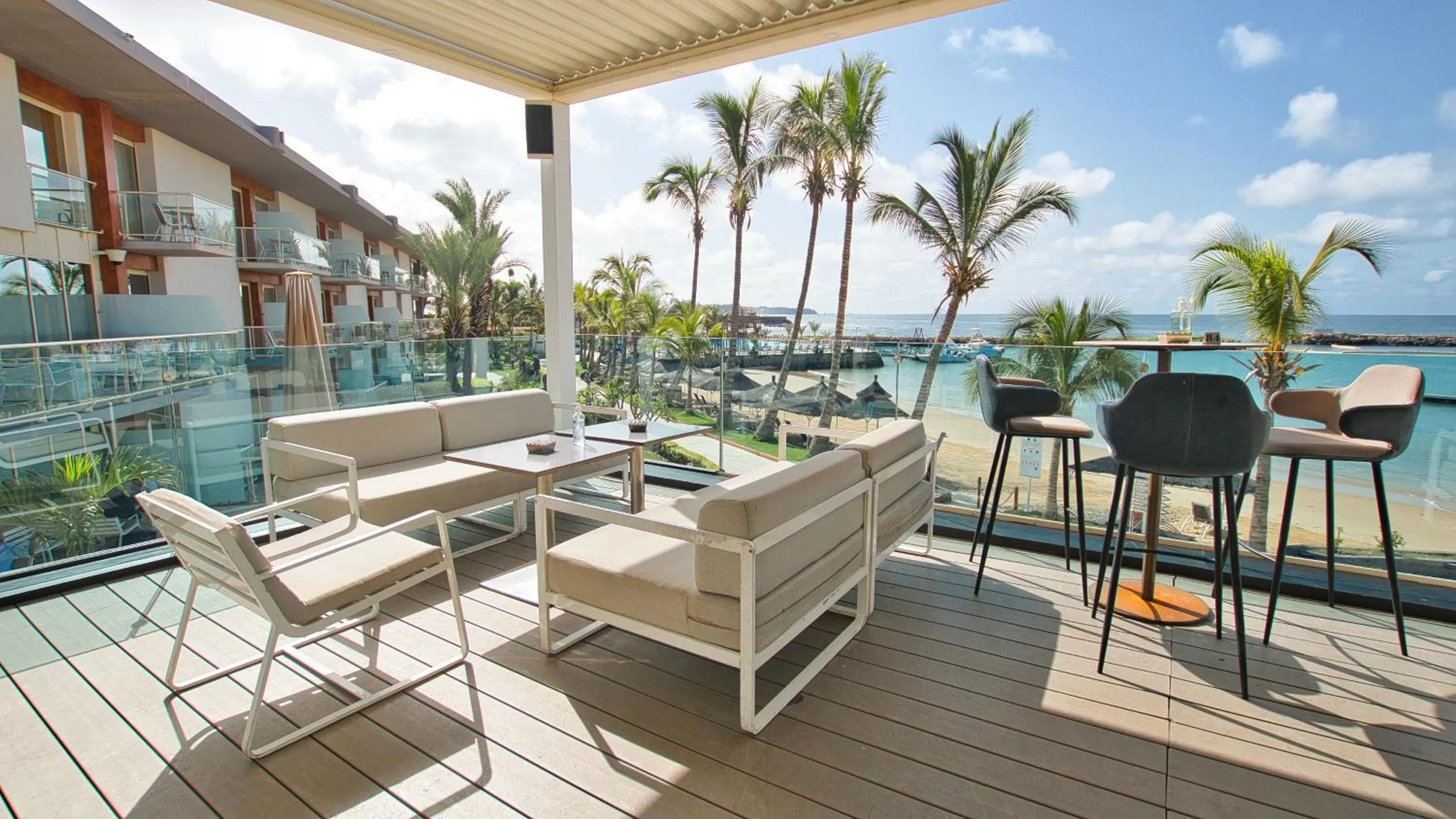 Balcony/Terrace in Terrou-Bi
