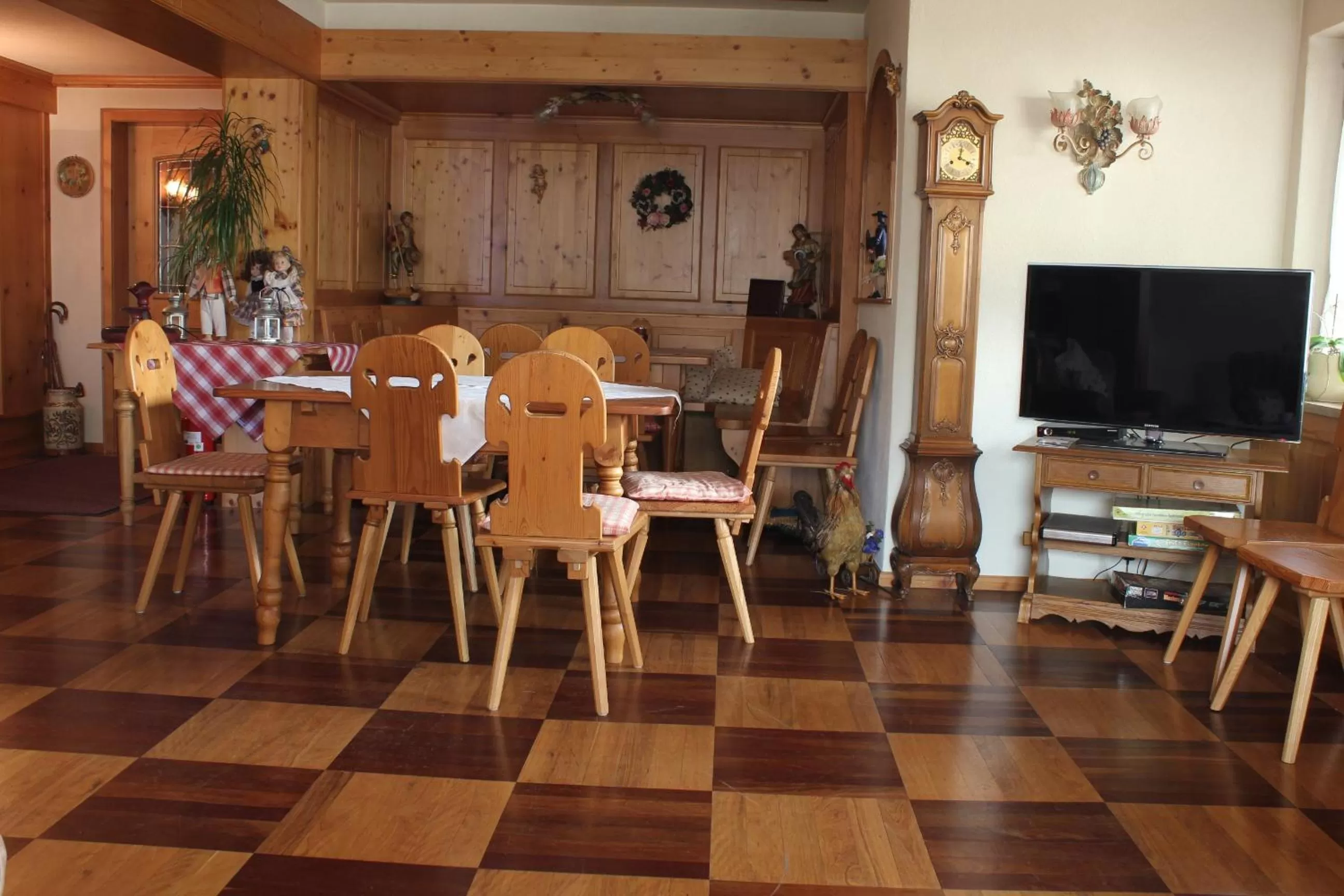 Restaurant/places to eat in Adler Post