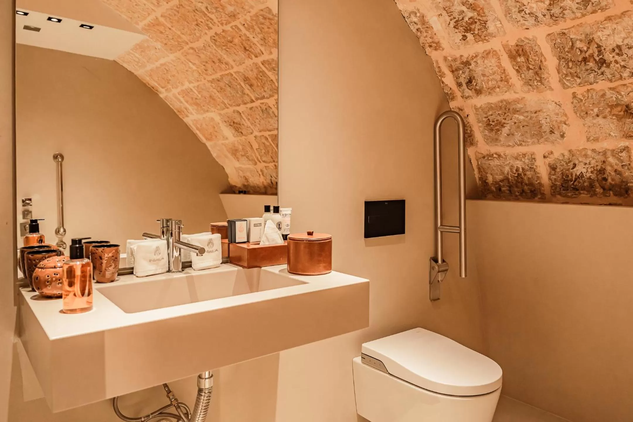 Bathroom in Iniala Harbour House