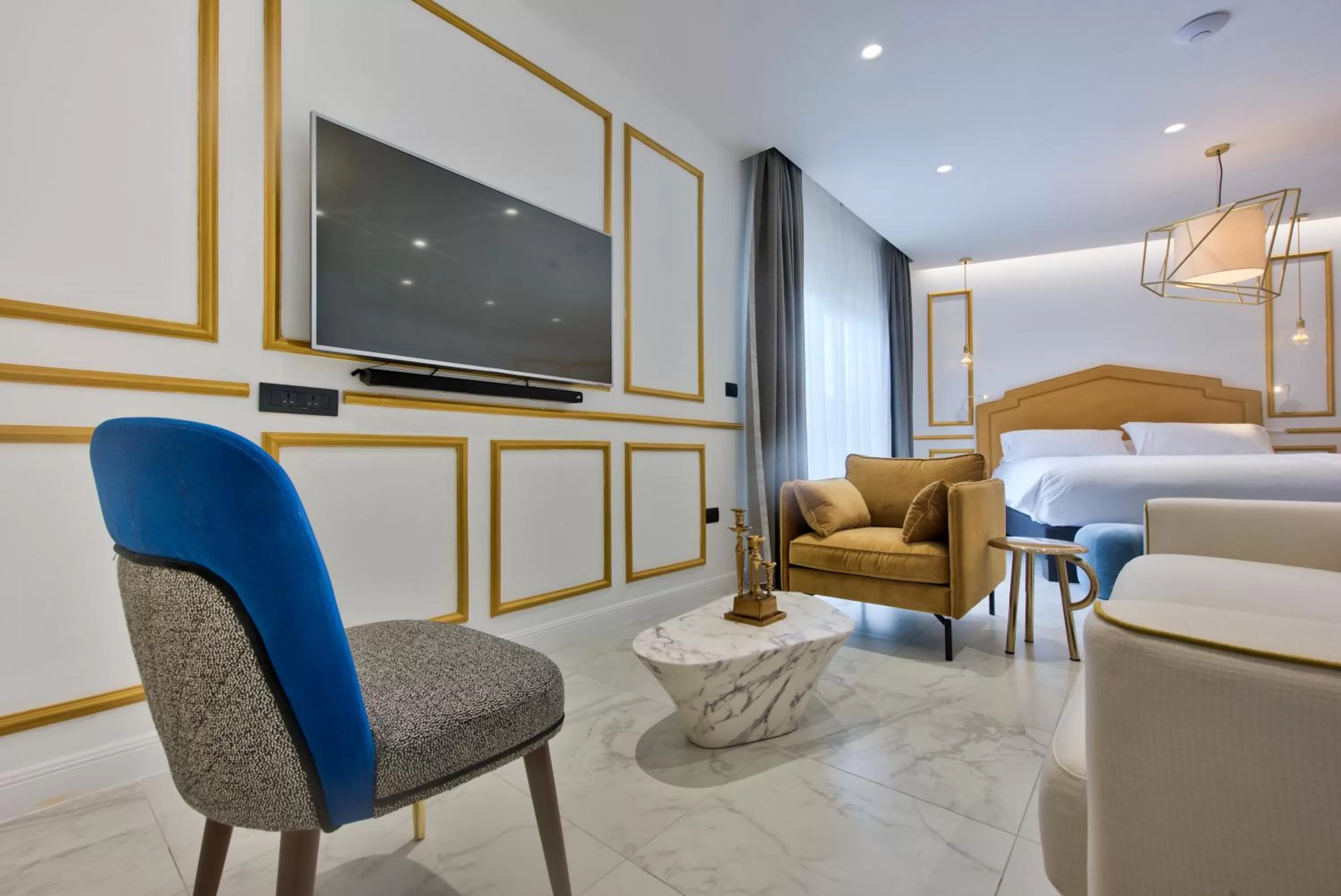 Living room, Bed in HOLM Boutique & SPA - IK Collection