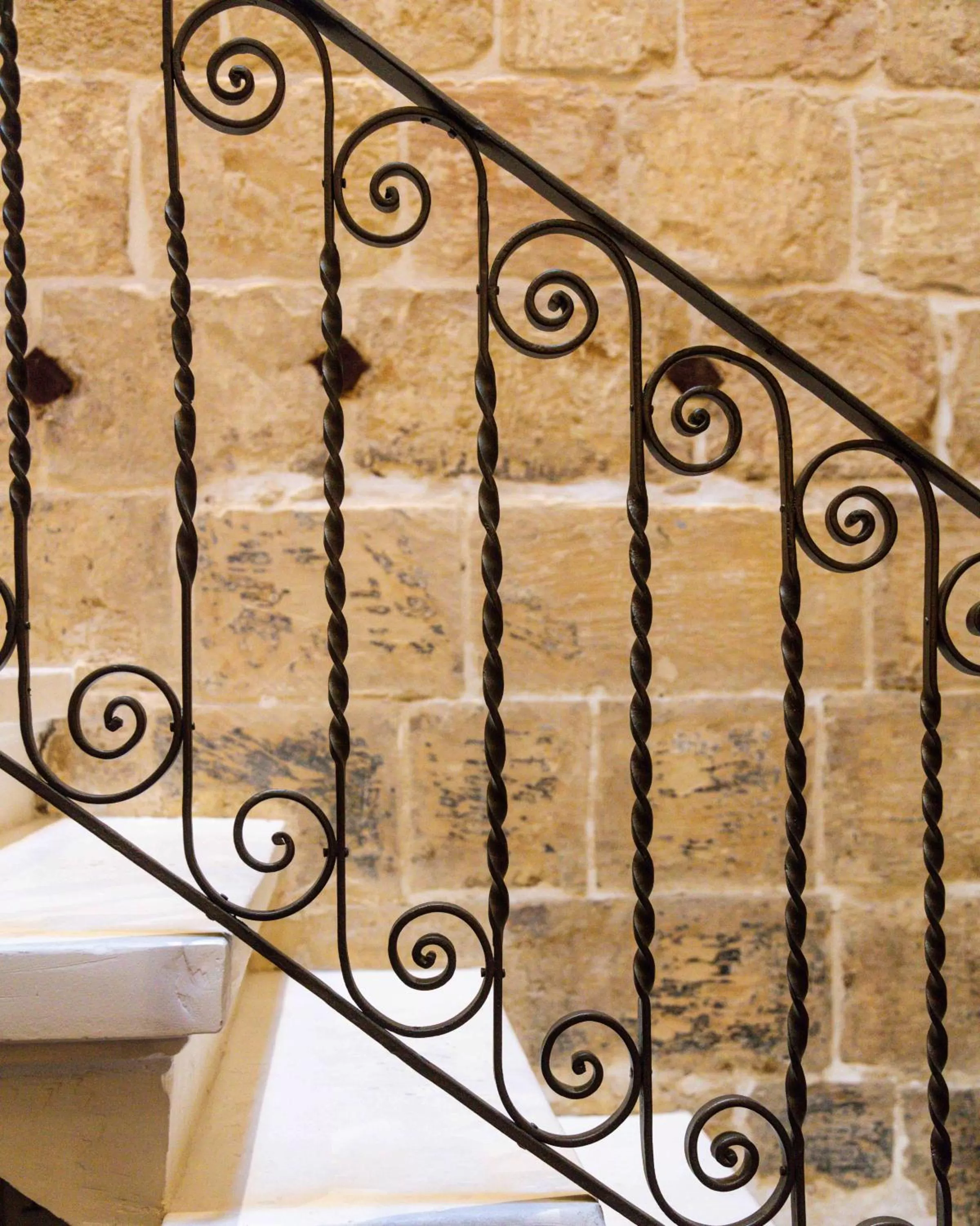 Decorative detail in The 3Cities Auberge