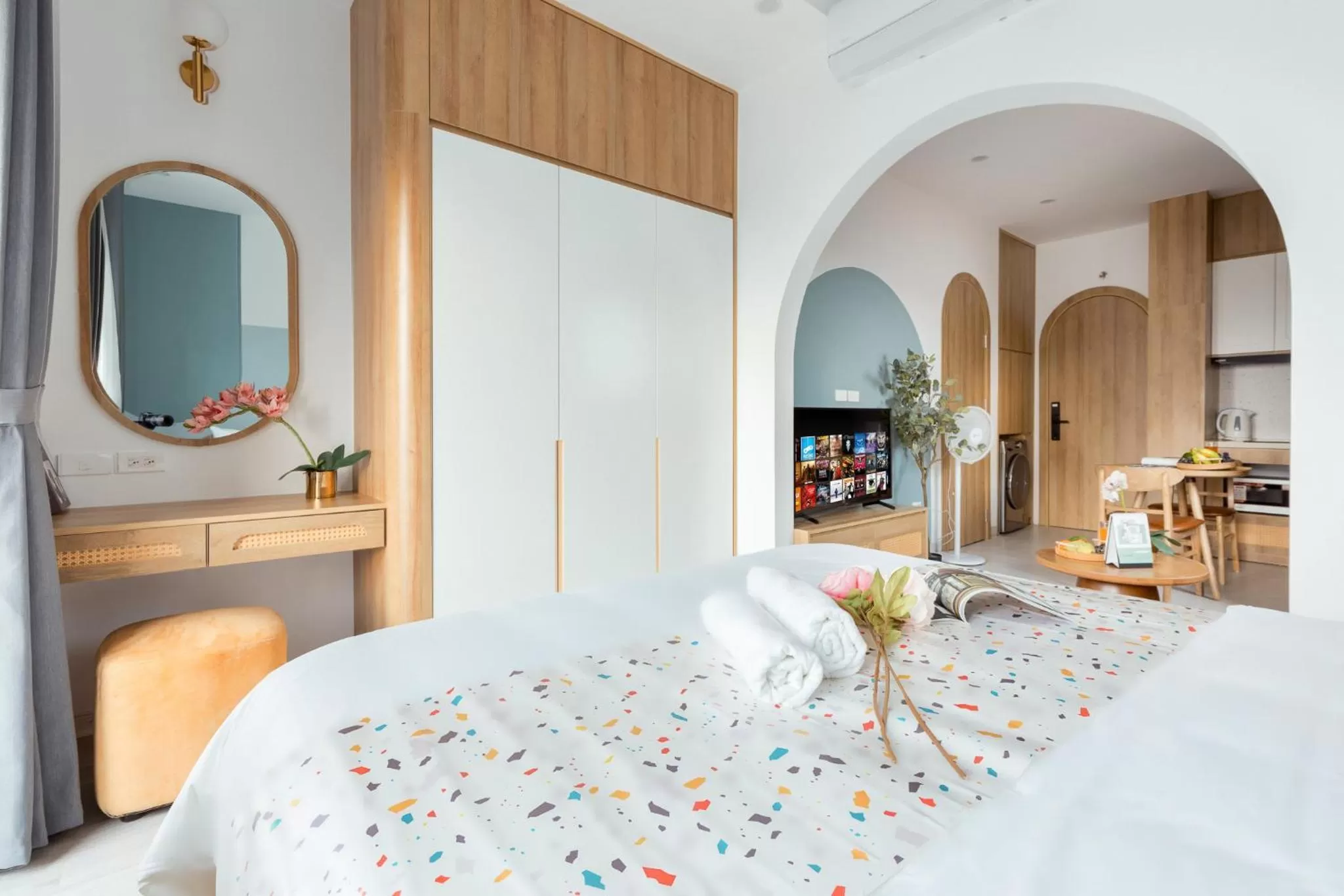 Bedroom, Bed in Crescendo Boutique Studio