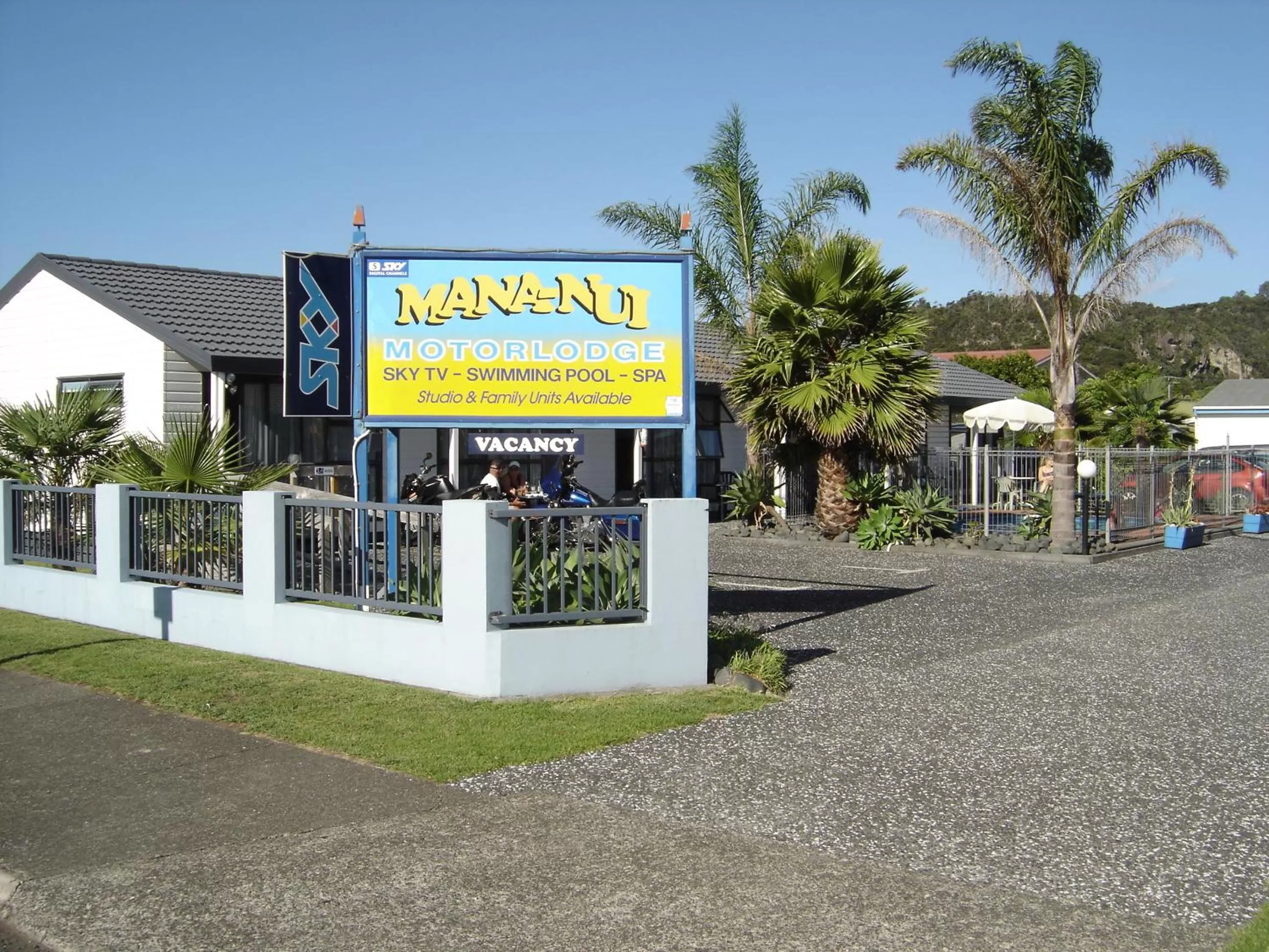 Facade/entrance in Mana-Nui Motel