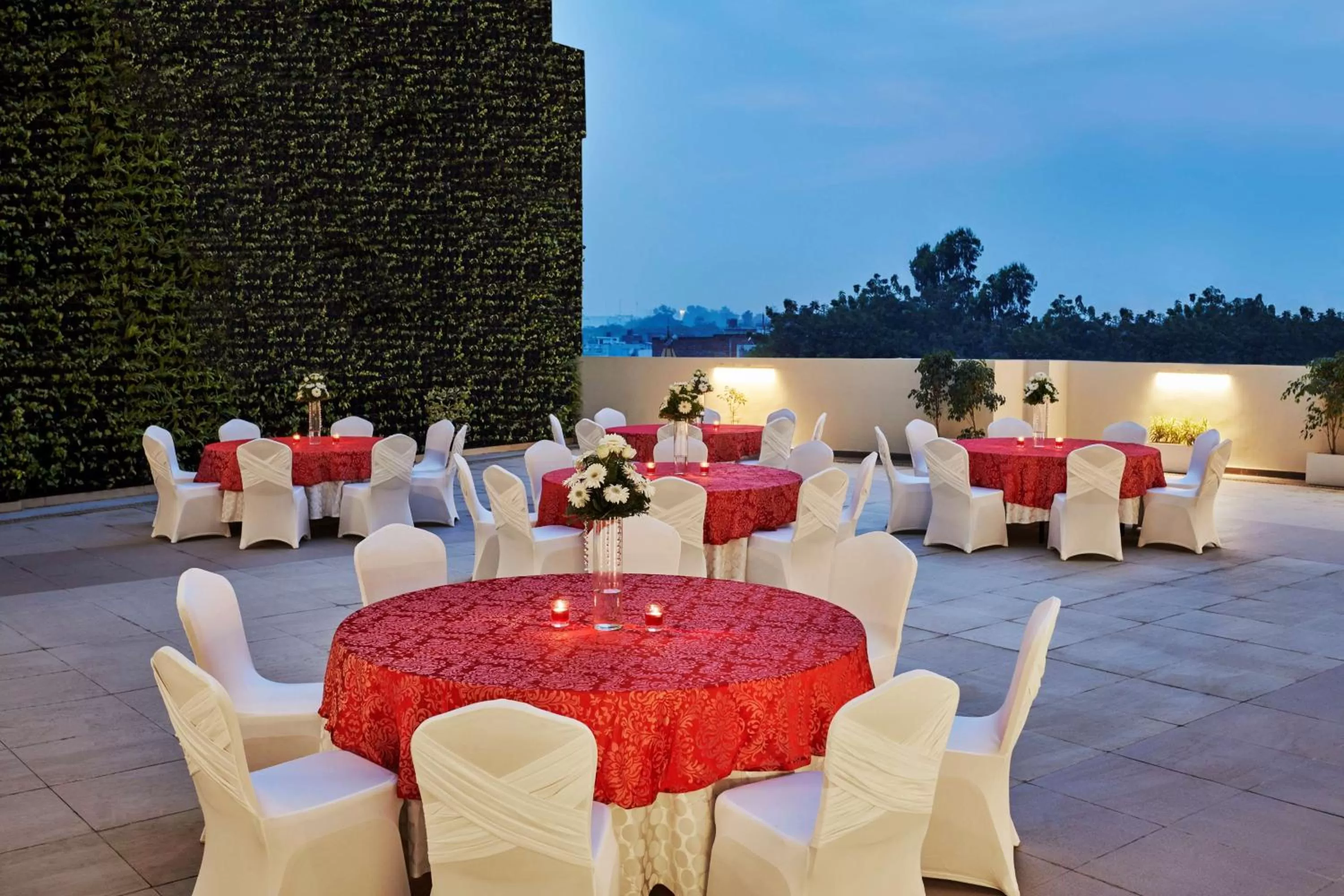 Patio in Hilton Garden Inn Lucknow