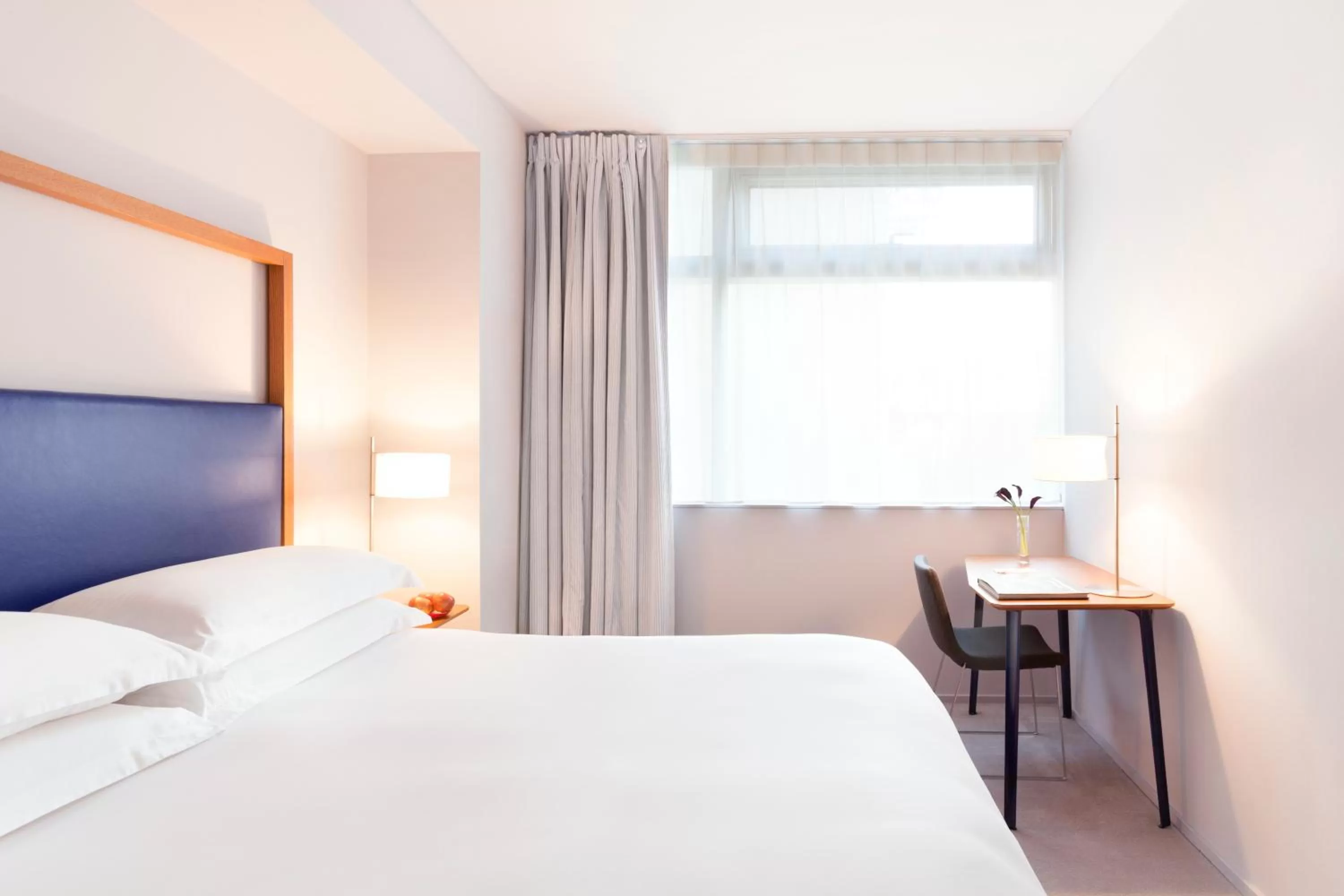 Bedroom, Bed in The Standard - East Village