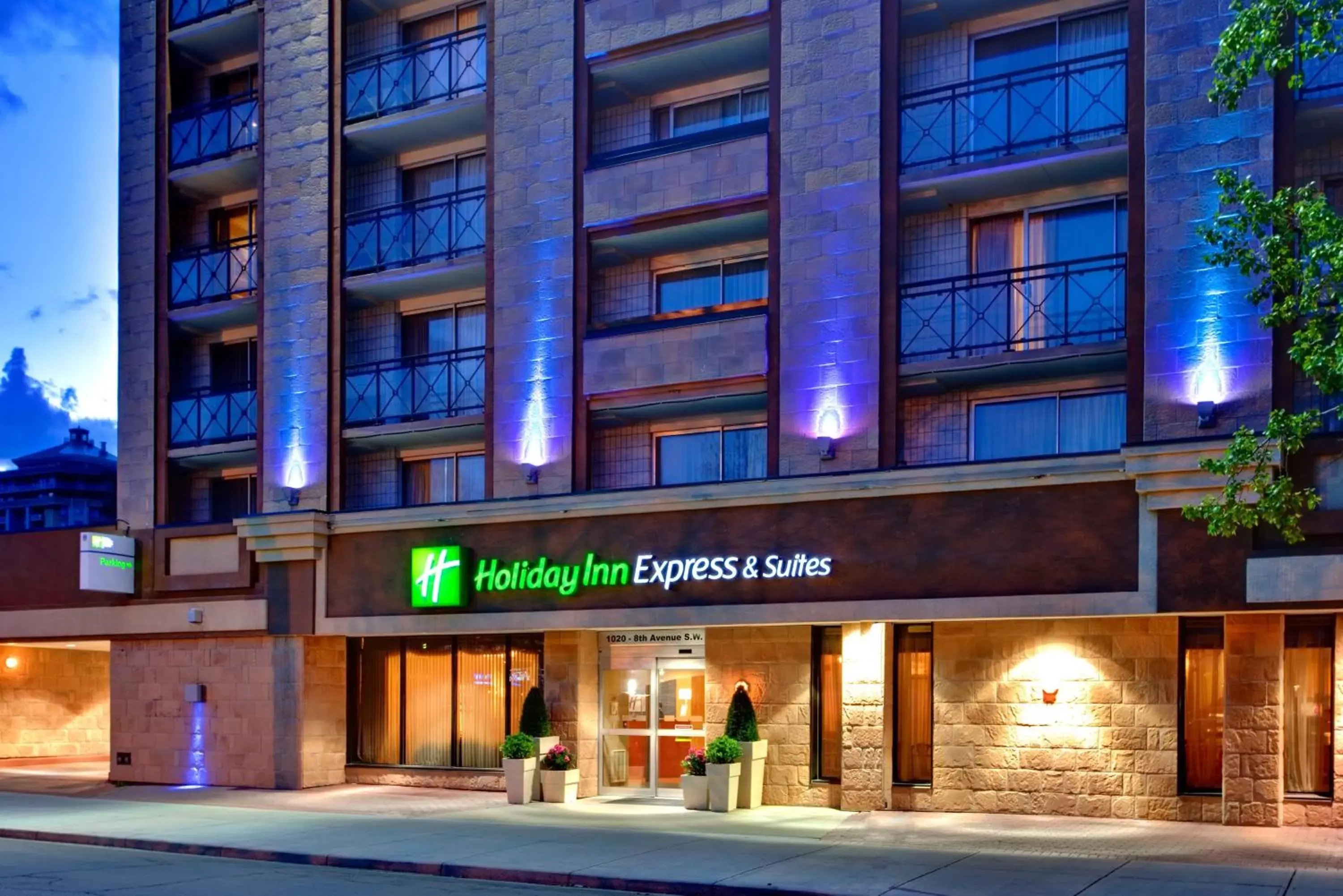 Holiday Inn Express and Suites Calgary by IHG Holiday Inn Express and Suites Calgary by IHG