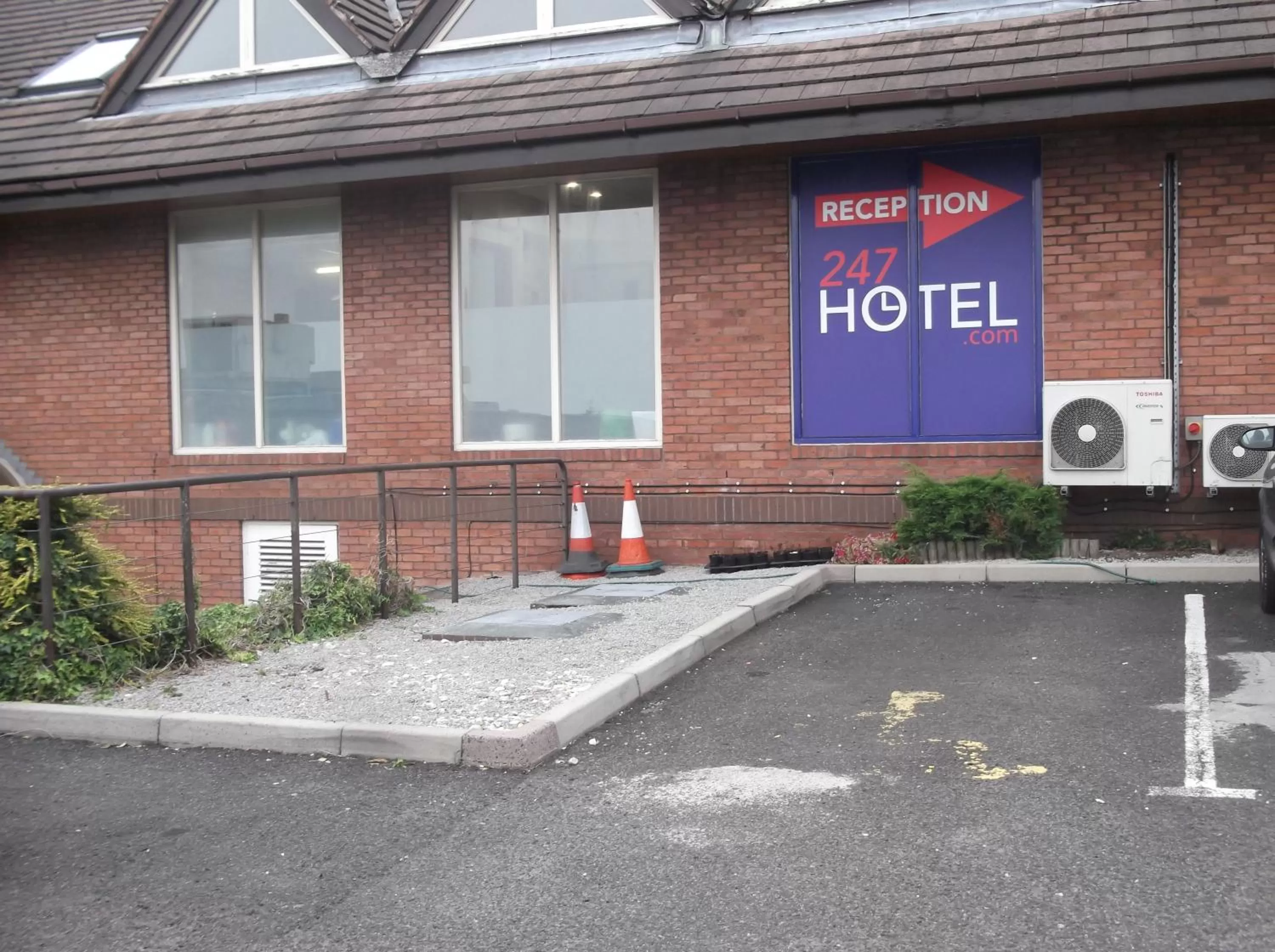 Facade/entrance in 247Hotel