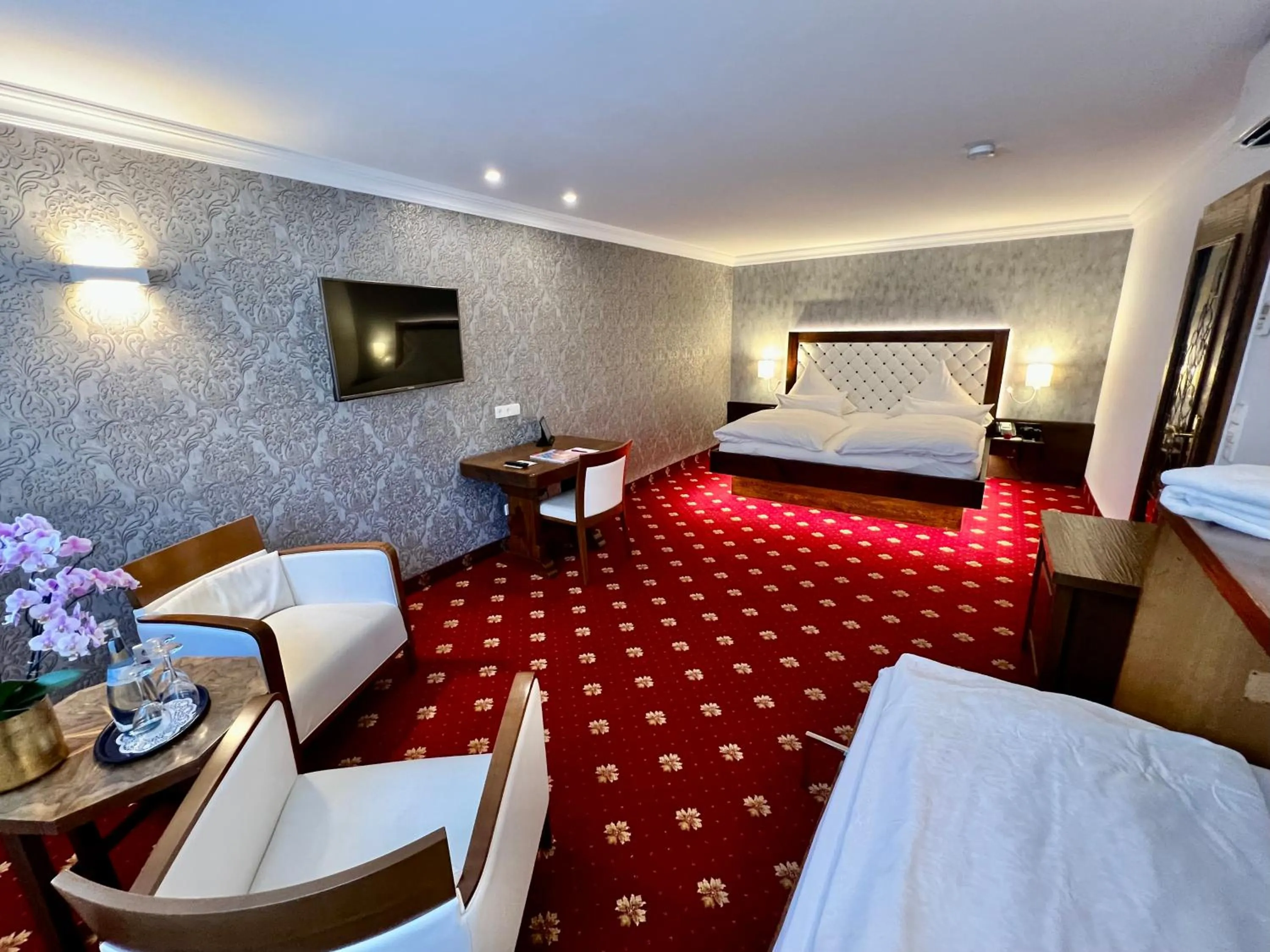 Living room, Bed in Zur Weinsteige