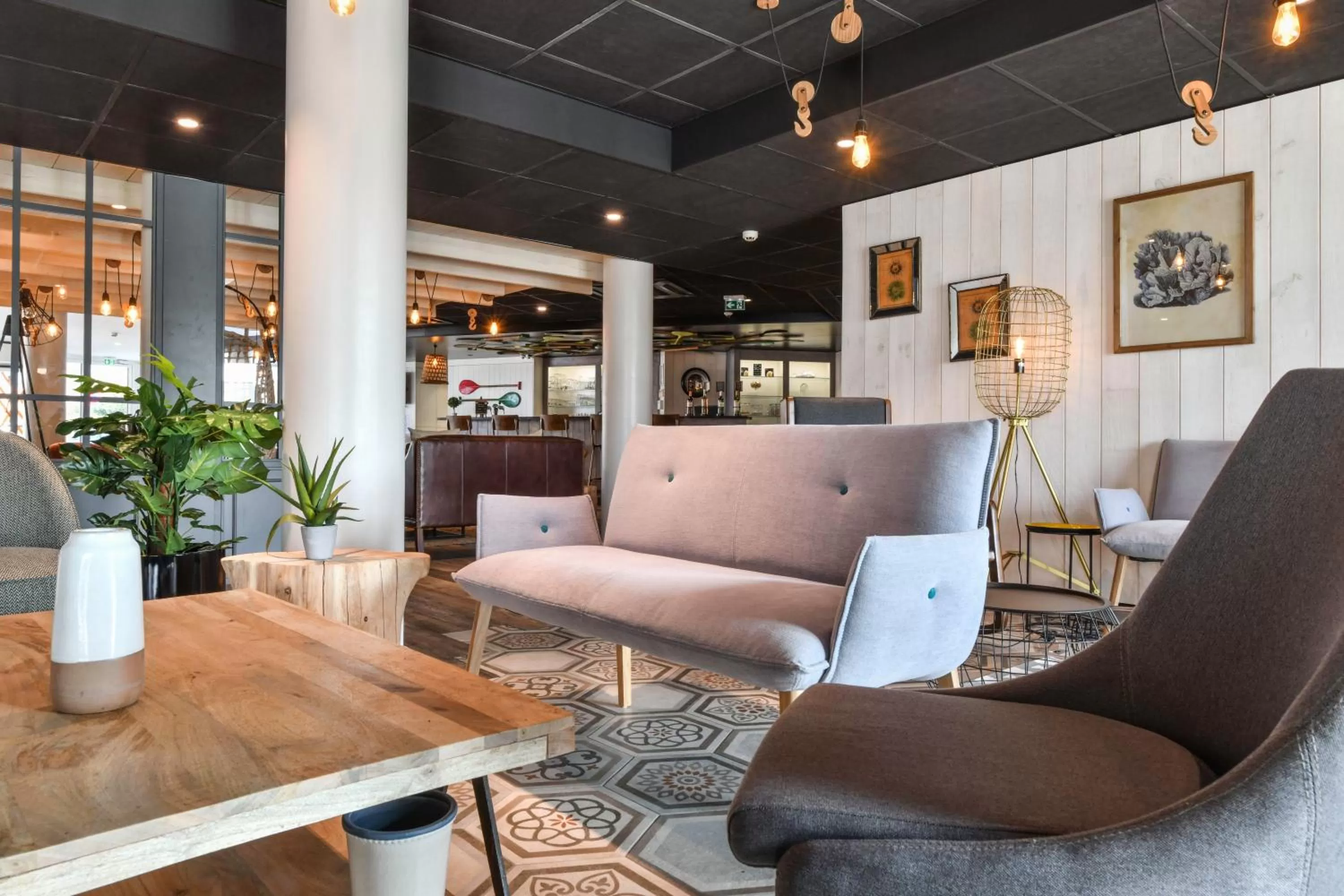 Living room in ibis styles La Rochelle Thalasso Chatelaillon