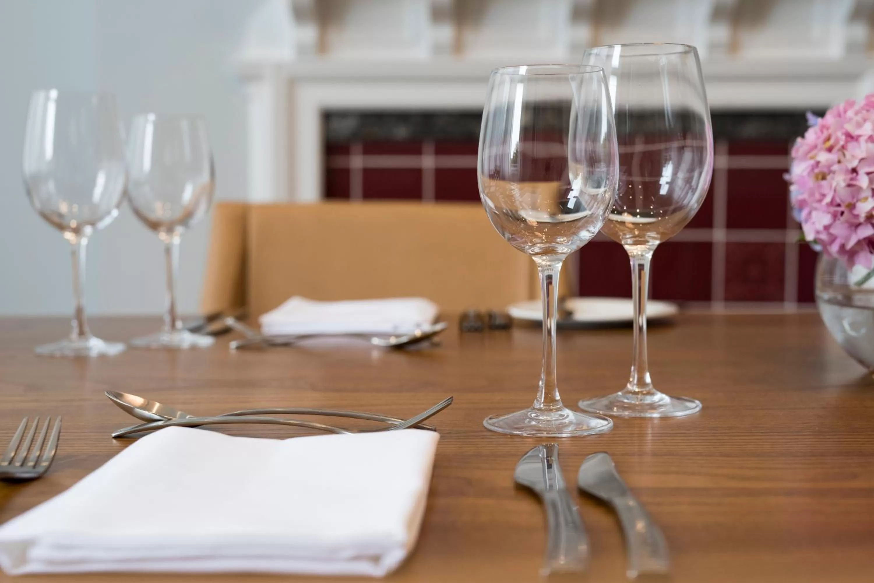 Food in Yarrow Hotel