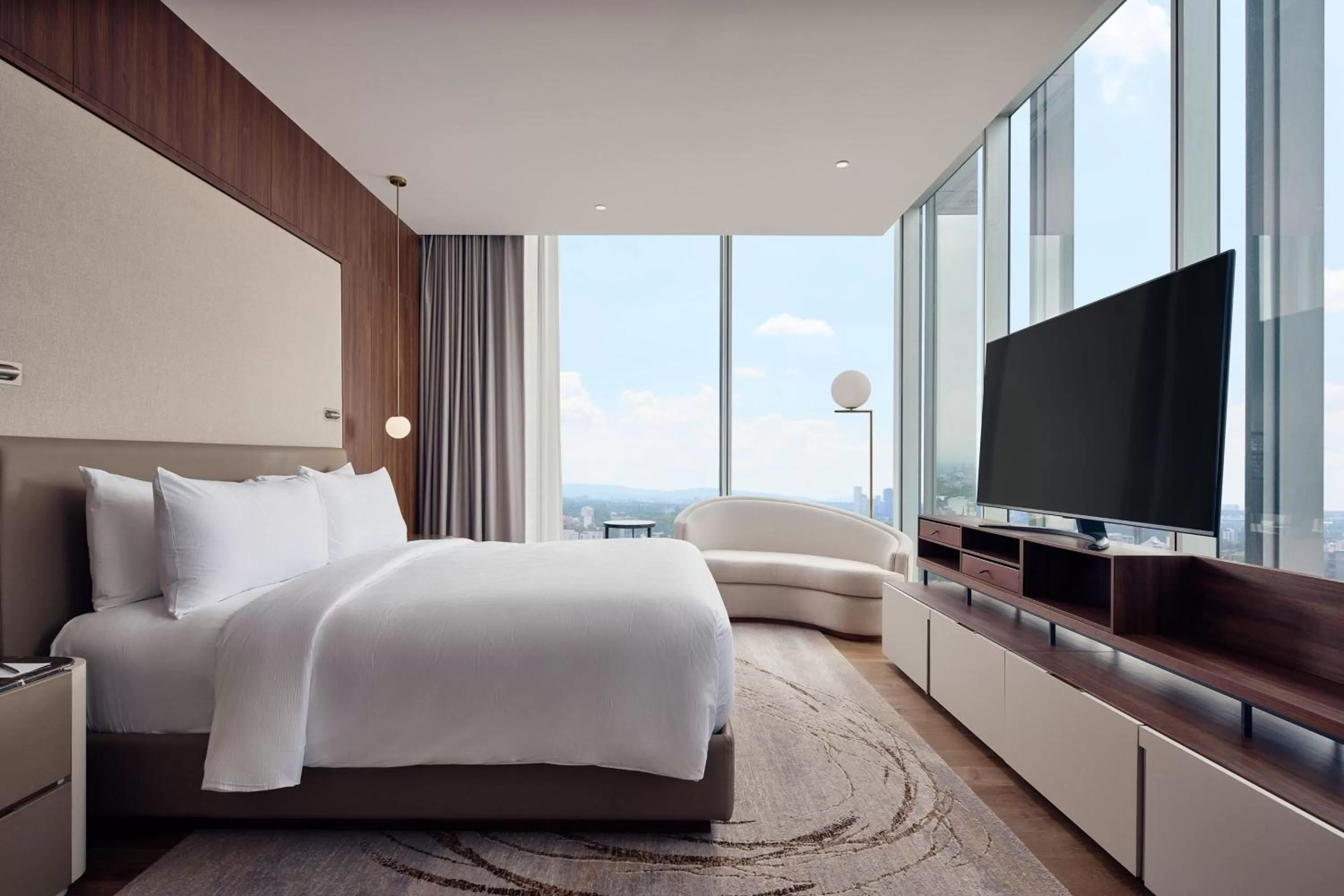 Photo of the whole room, Bed in JW Marriott Hotel Guadalajara