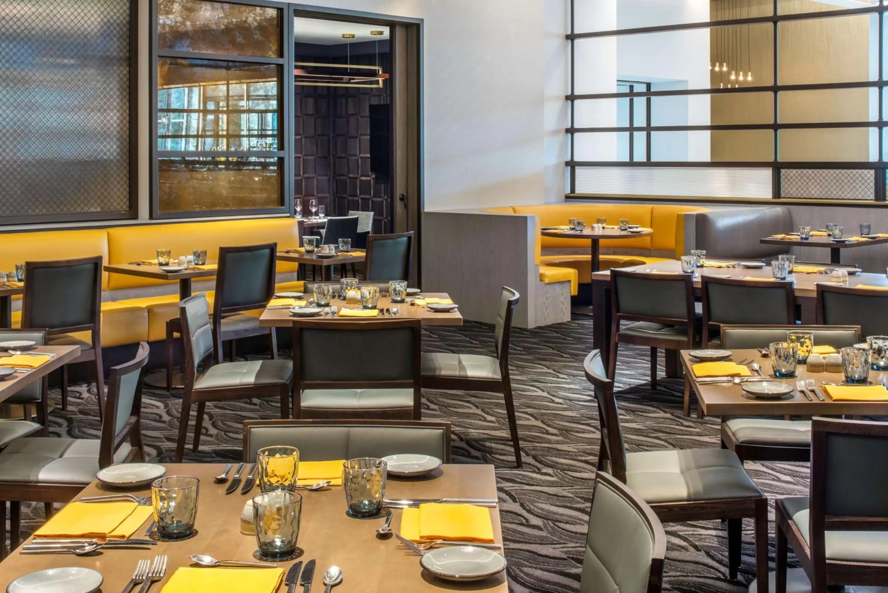 Restaurant/places to eat in Hyatt Regency McCormick Place Chicago