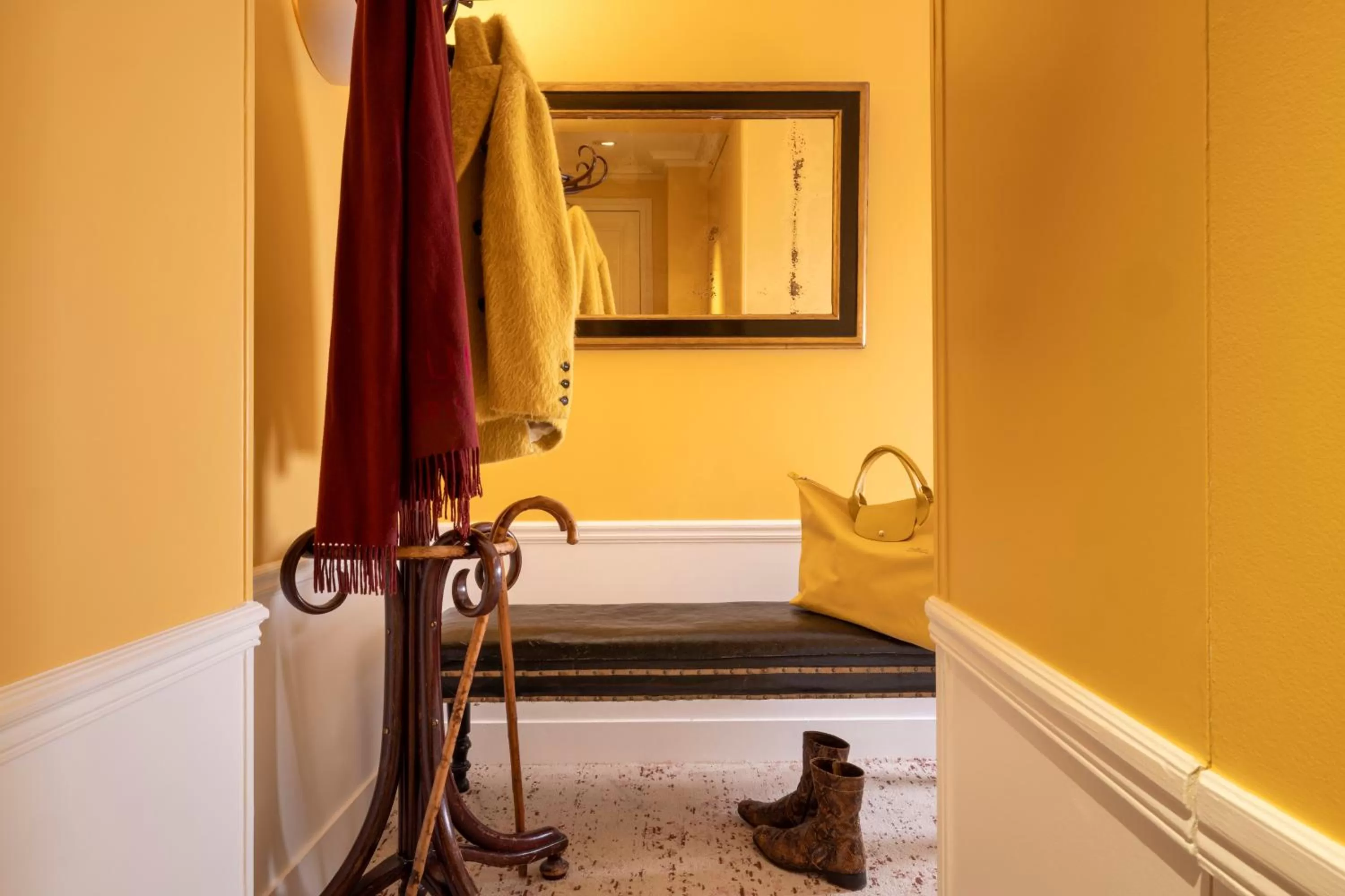 Seating area in Hôtel Le Saint Gregoire