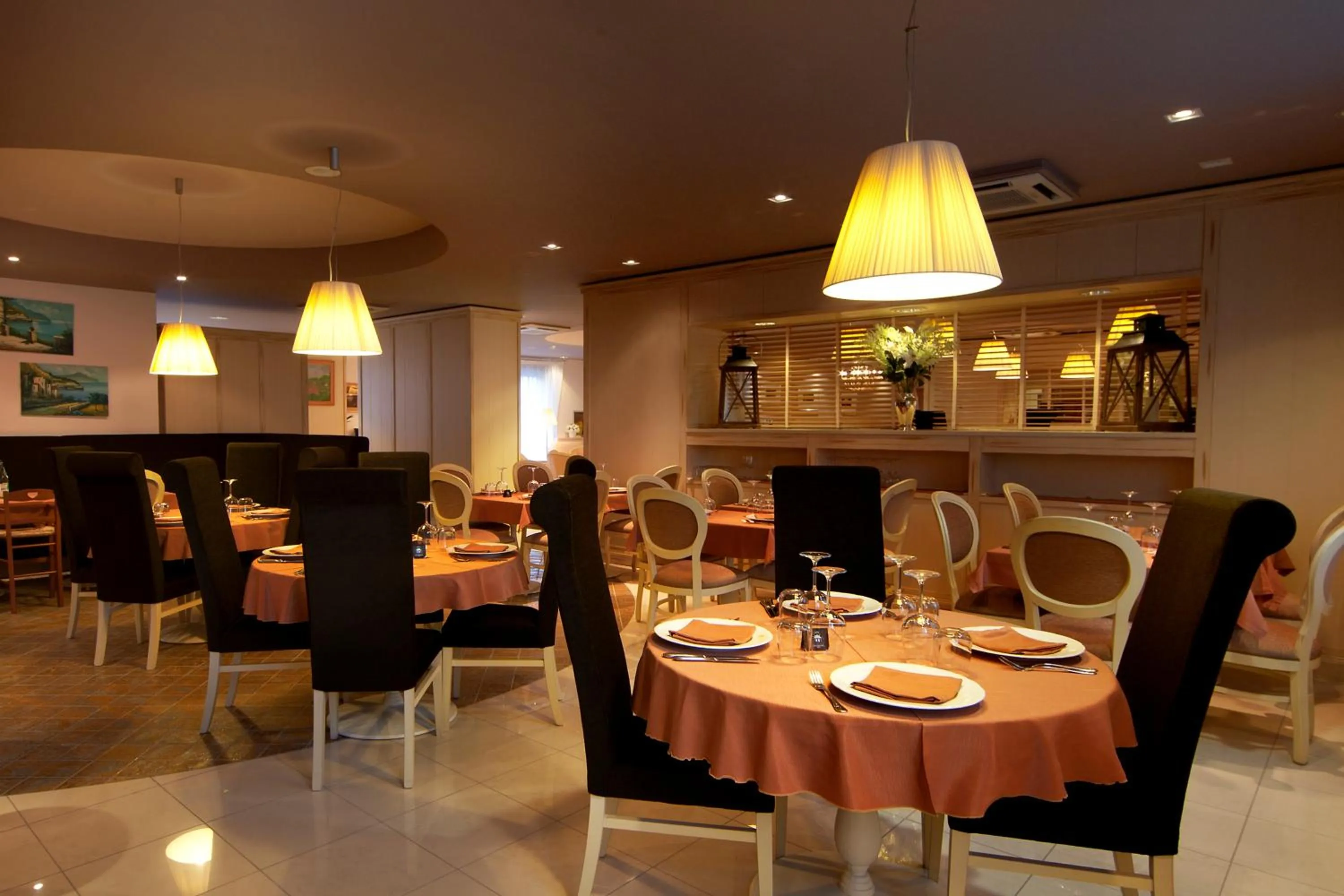 Restaurant/places to eat in Gran Paradiso Hotel Spa