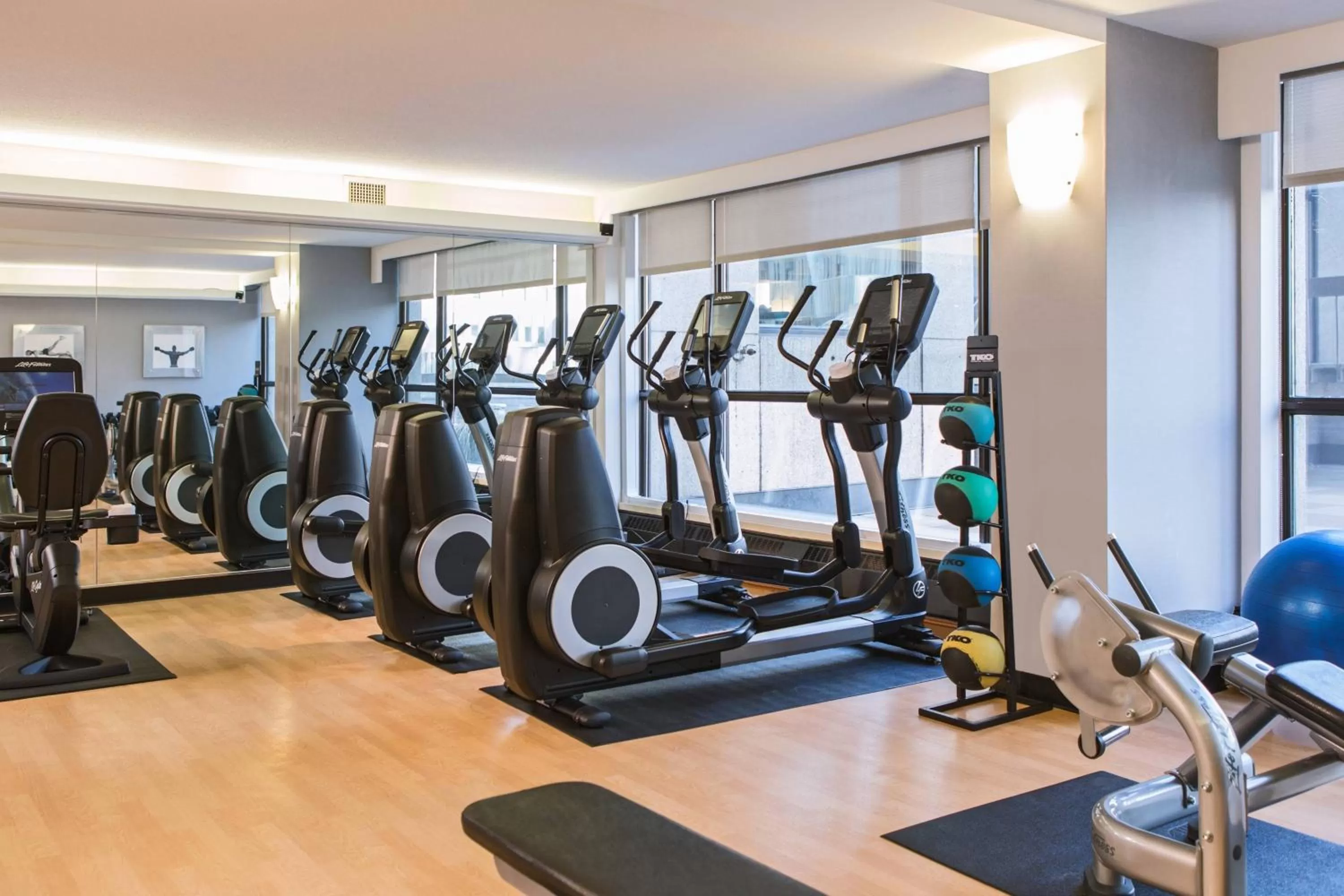 Fitness centre/facilities in Calgary Marriott Downtown Hotel