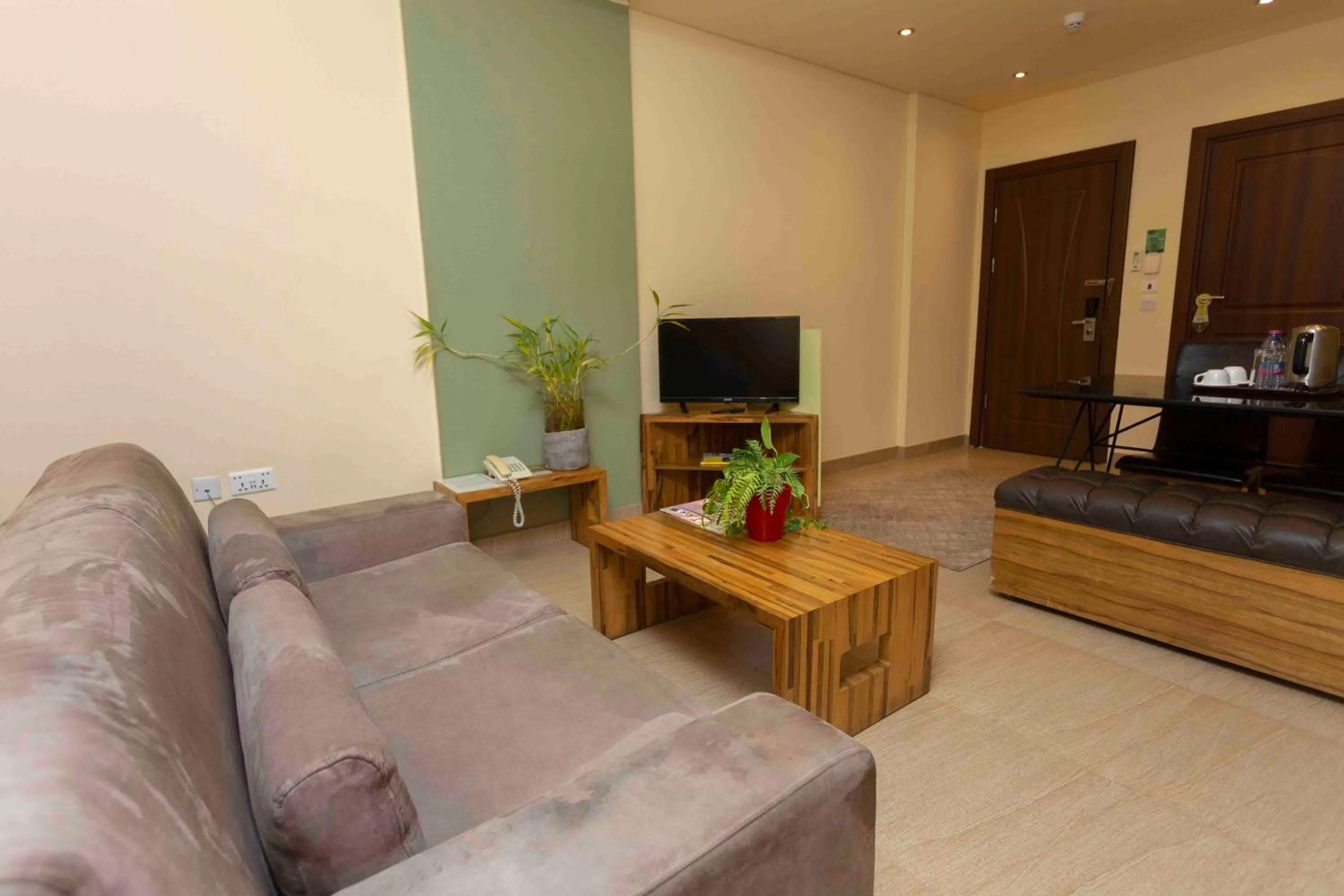 Roots Hotel Apartment