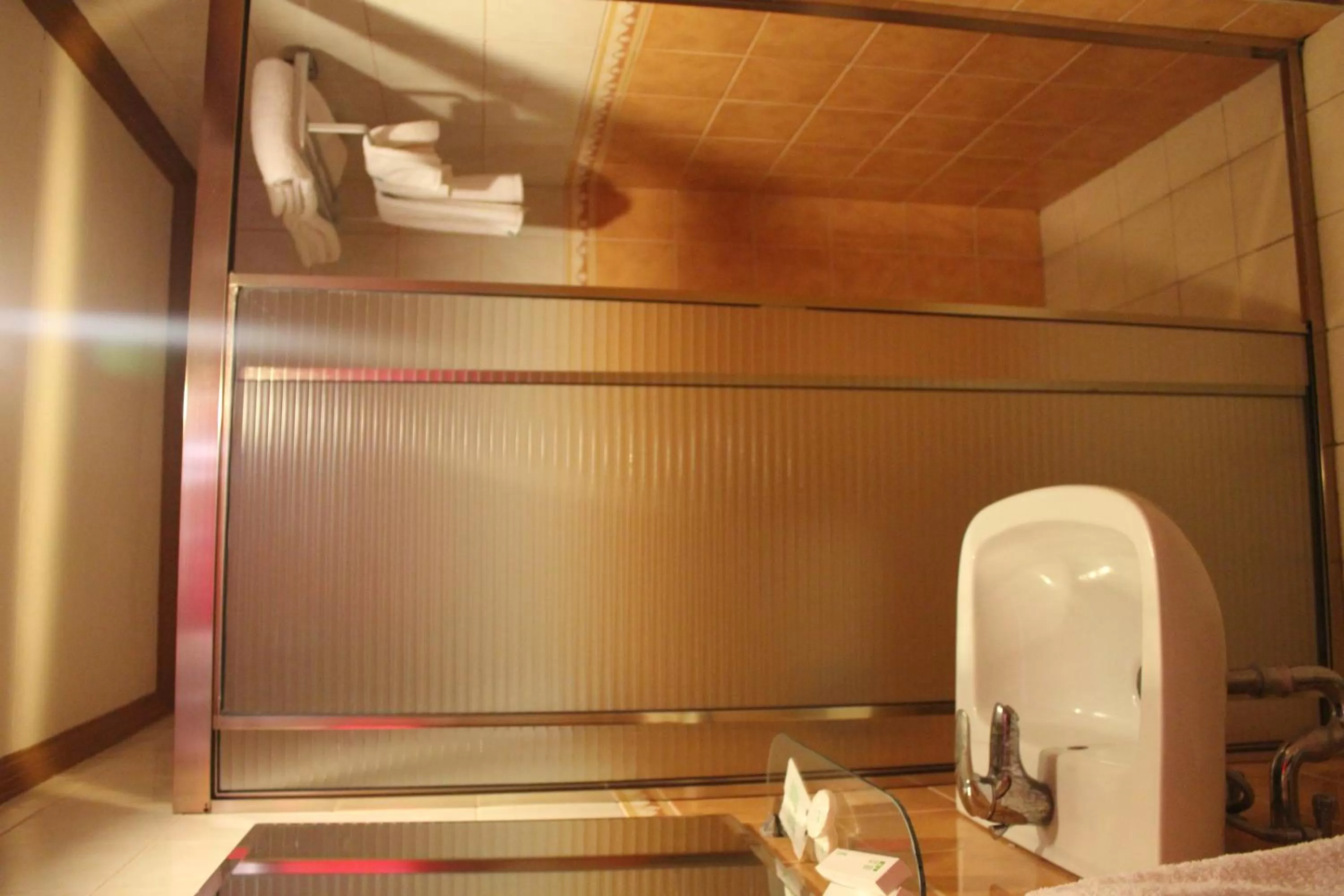 Bathroom in Elegant Circle Inn