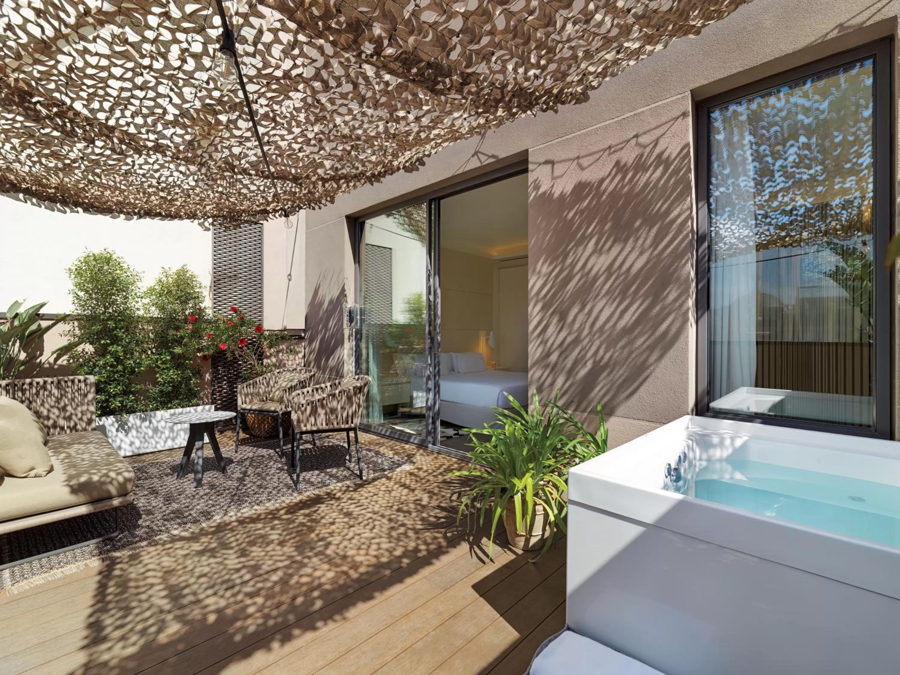 Hot Tub in H10 Urquinaona Plaza