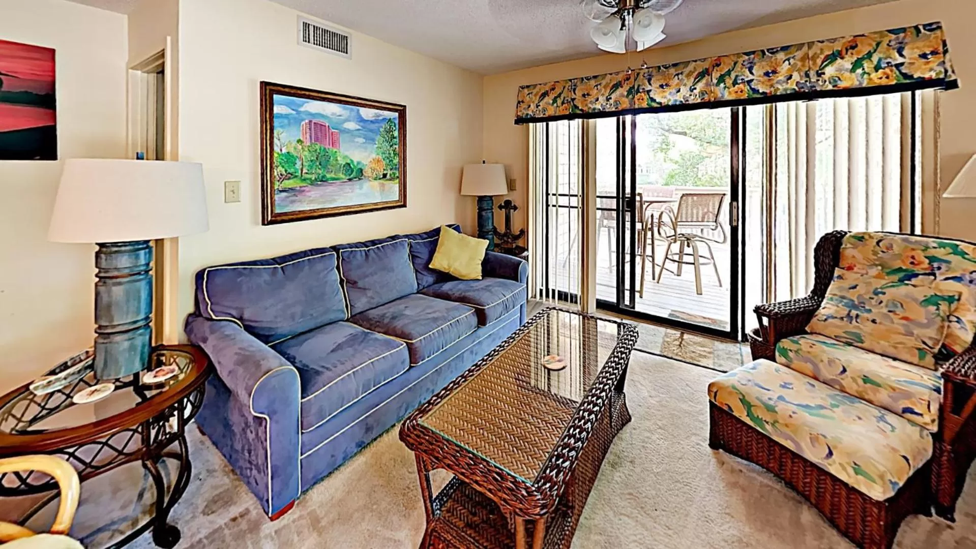 Living room in Beach Vacation Condos