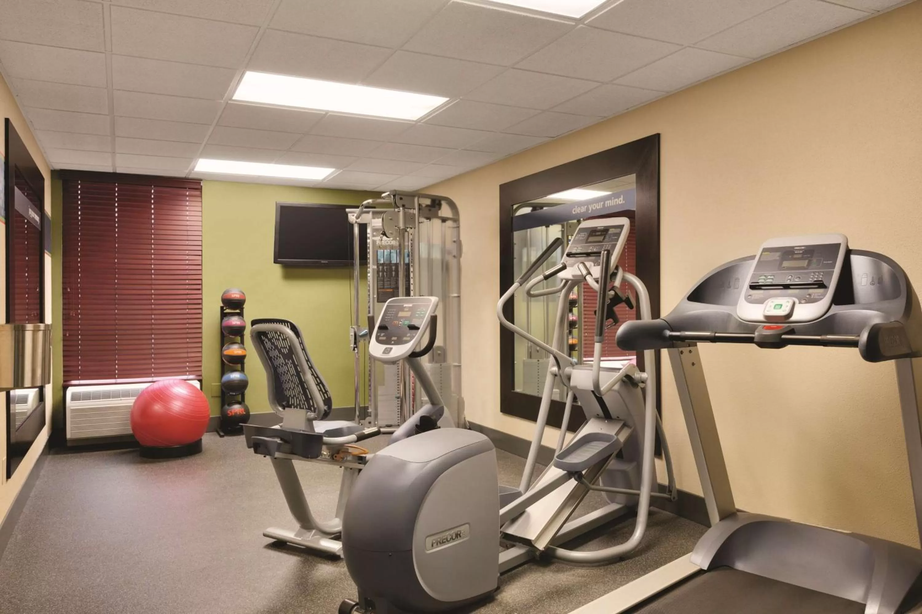 Fitness centre/facilities in Hampton Inn Atlanta-Buckhead