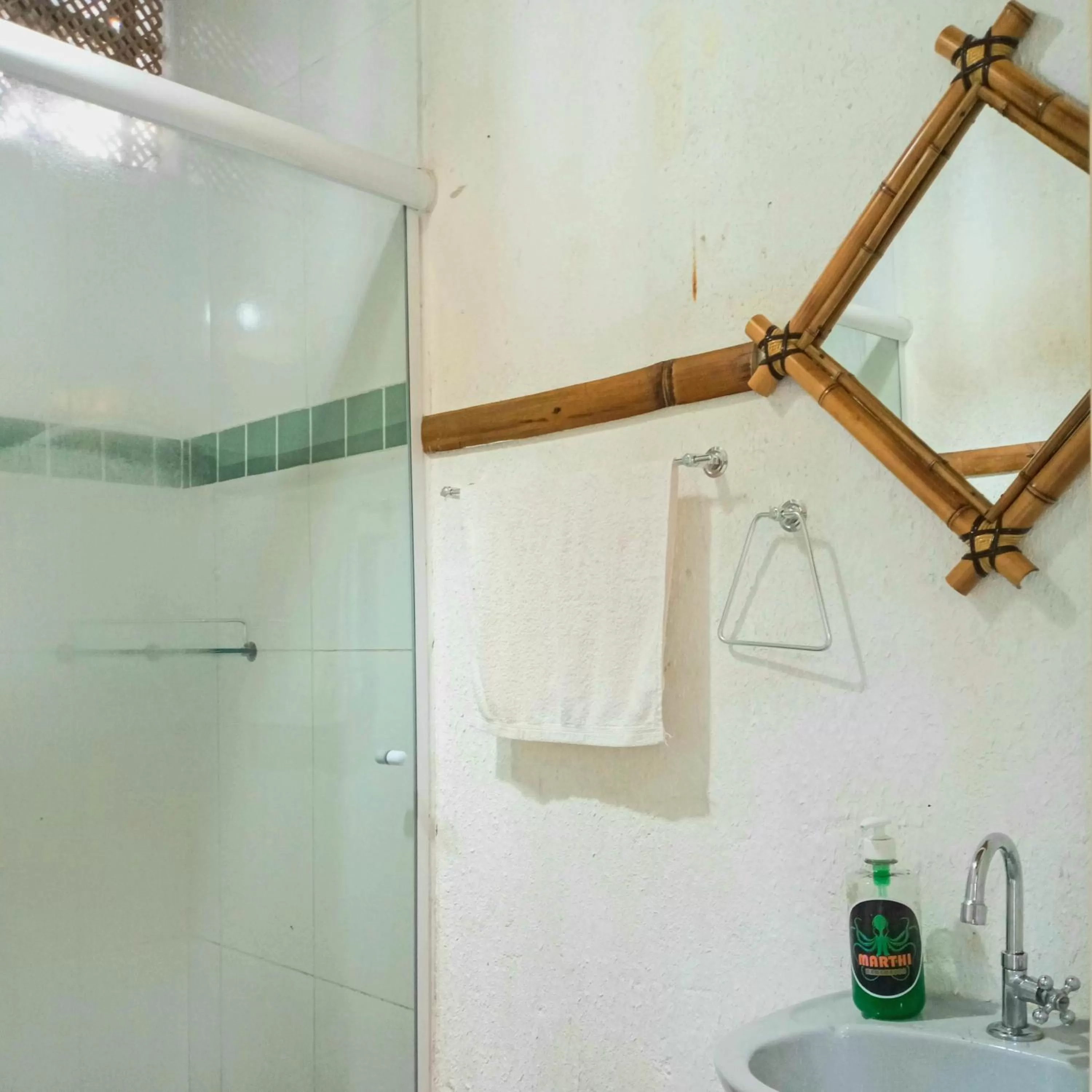 Toilet in Pousada e Hostel Marthi