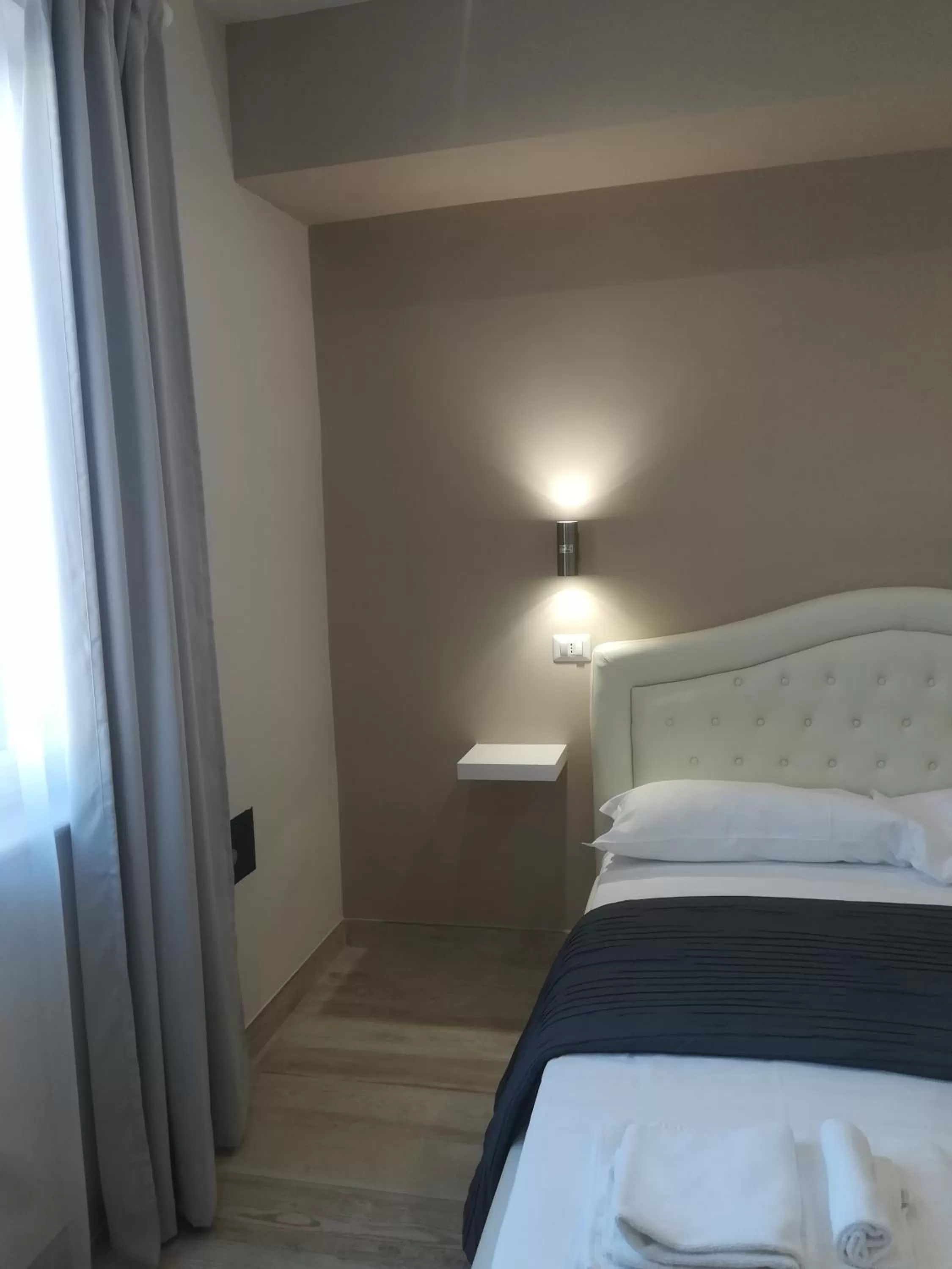 Bed in B&B Purple Italy