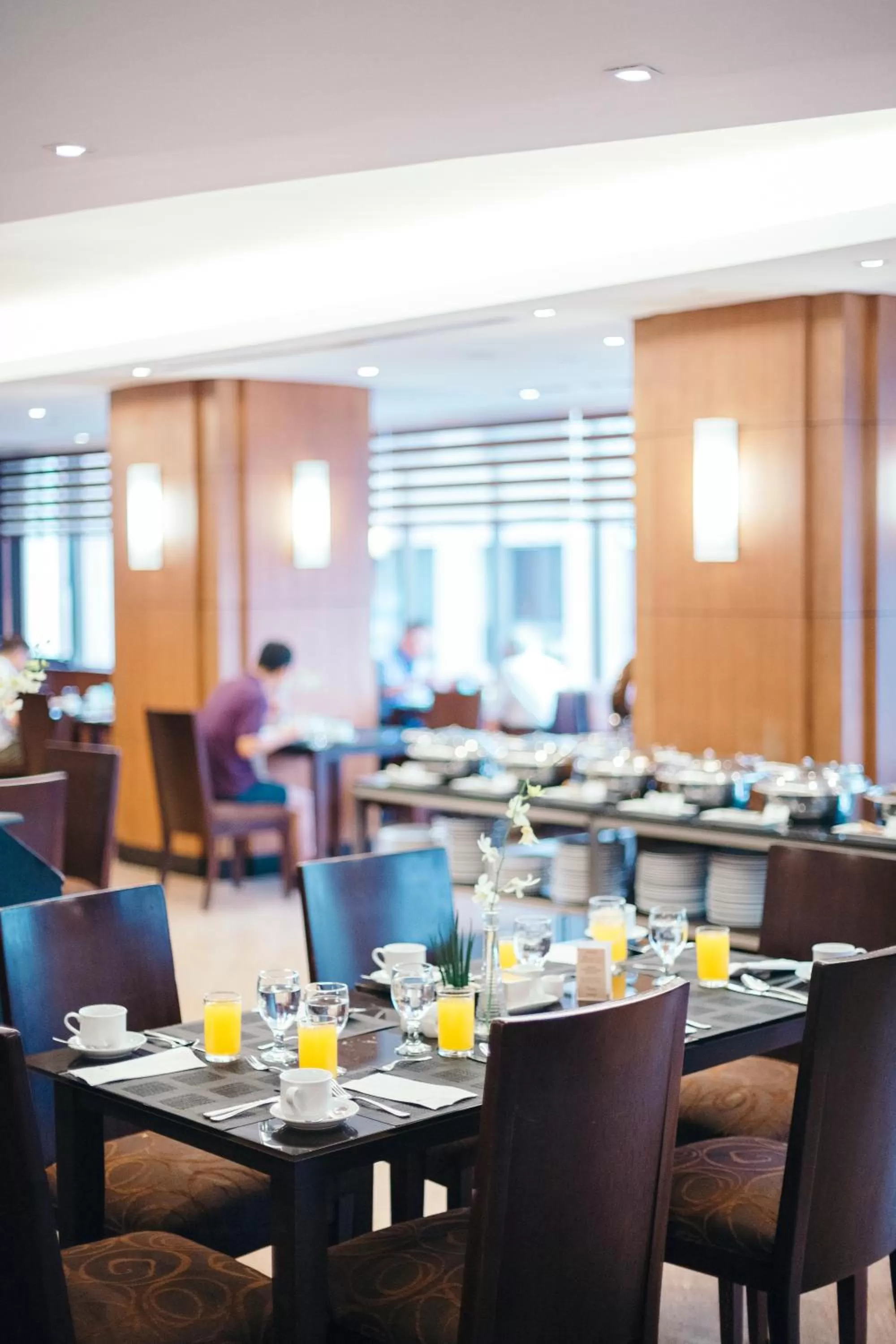 Restaurant/places to eat in City Garden Hotel Makati