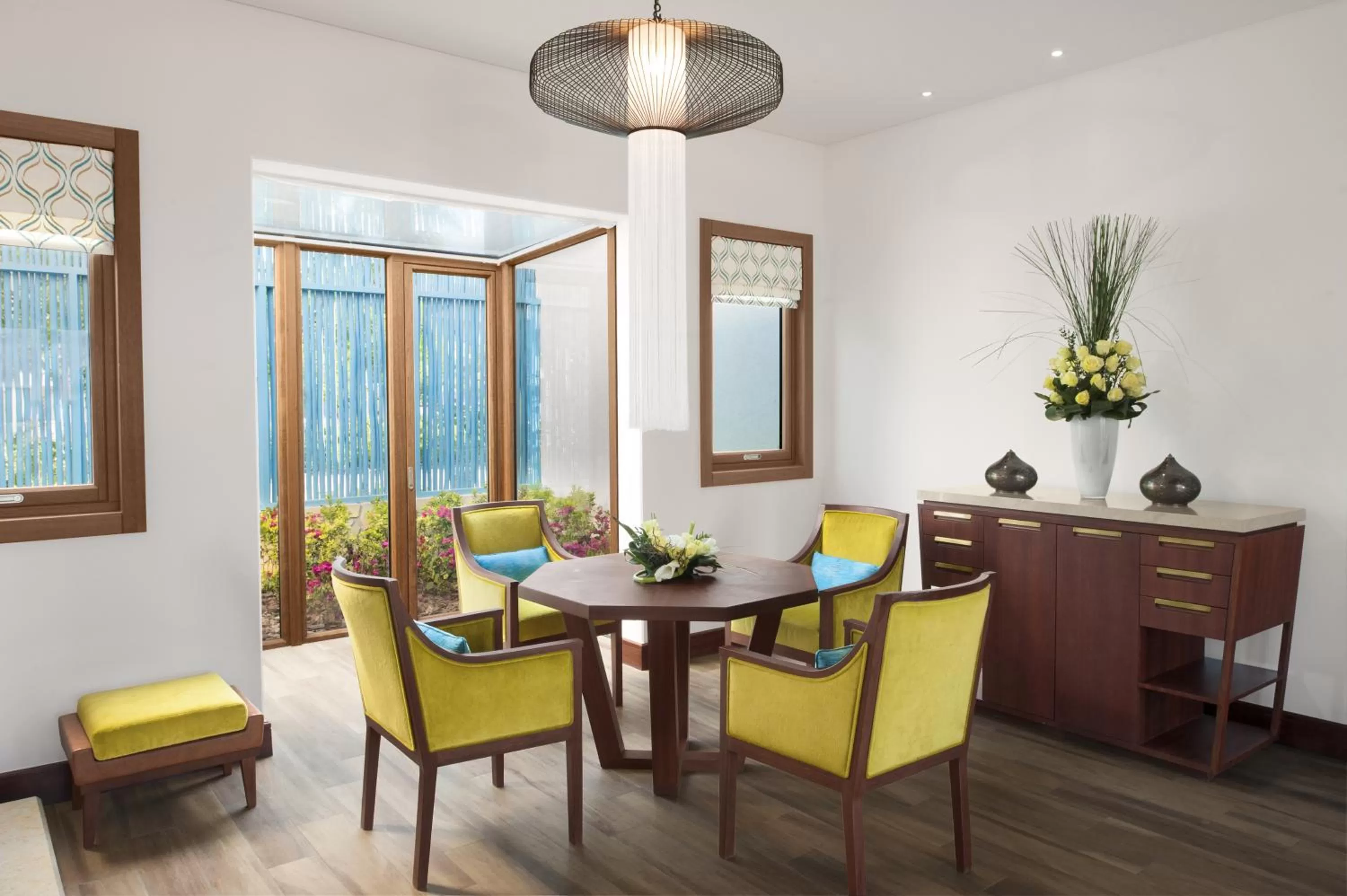 Dining area in Banana Island Resort Doha by Anantara