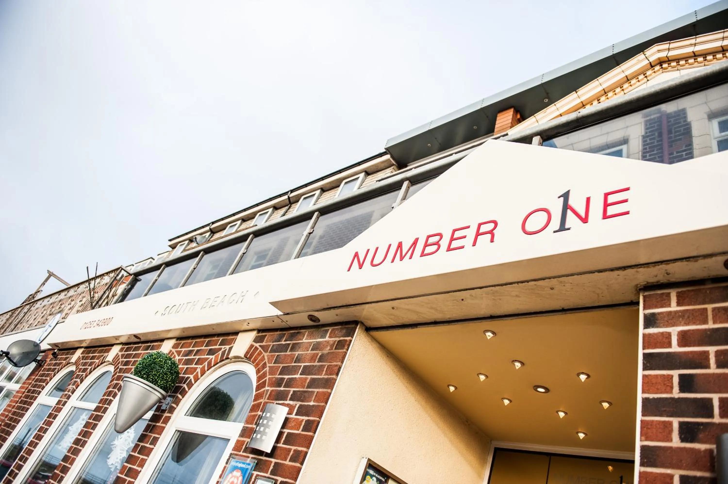 Facade/entrance in Number One South Beach