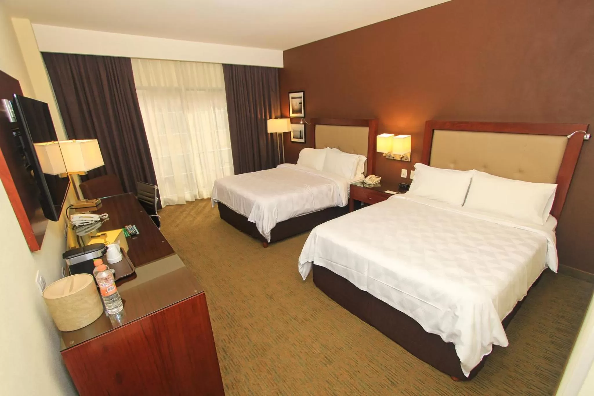 Photo of the whole room, Bed in Holiday Inn Leon by IHG