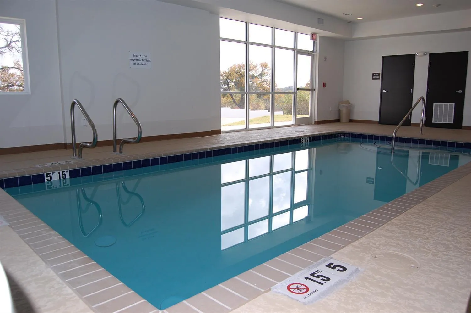 Swimming pool in Motel 6-Cedar Park, TX