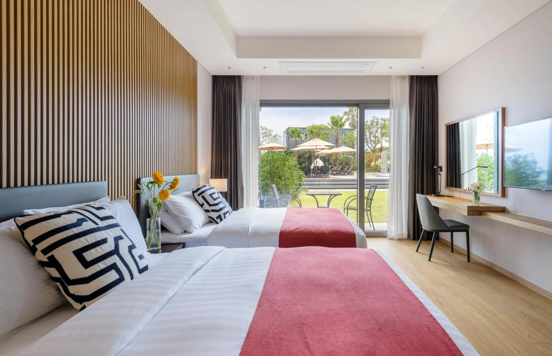 Bed in The Grand Sumorum