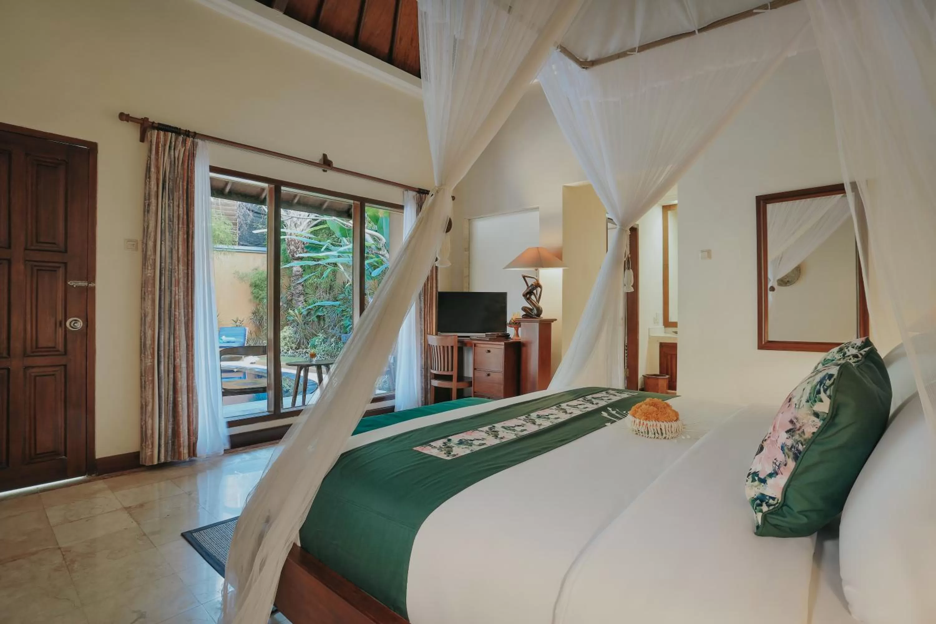 Bedroom, Bed in Parigata Villas Resort