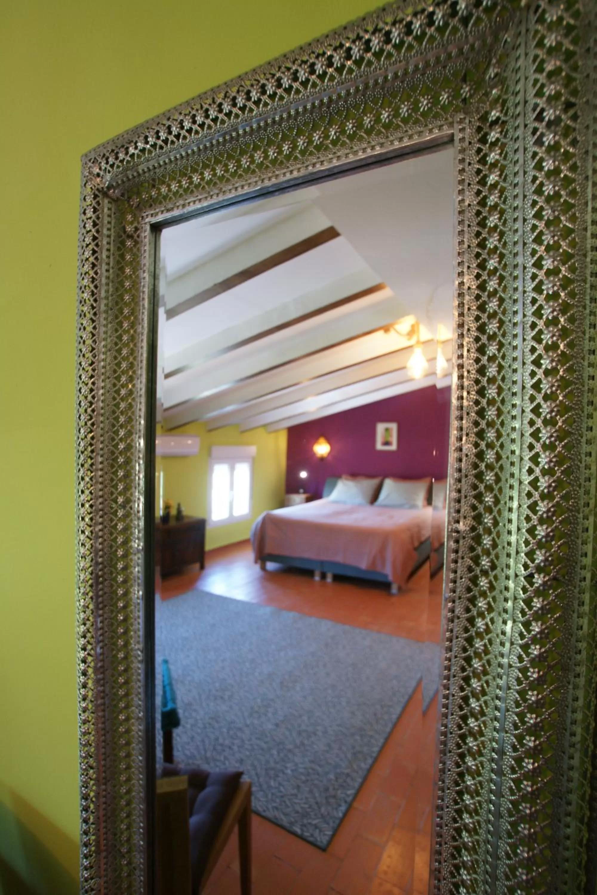 Decorative detail, Bed in Finca La Higuera - Boutique B&B