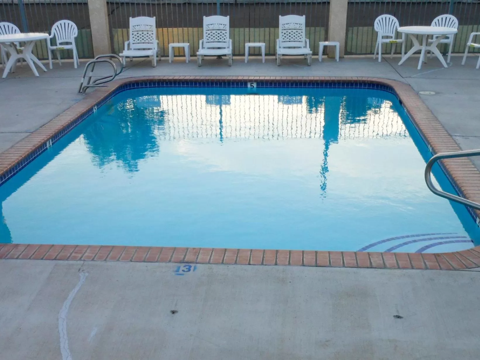 Swimming pool in Motel 6-Fallon, NV