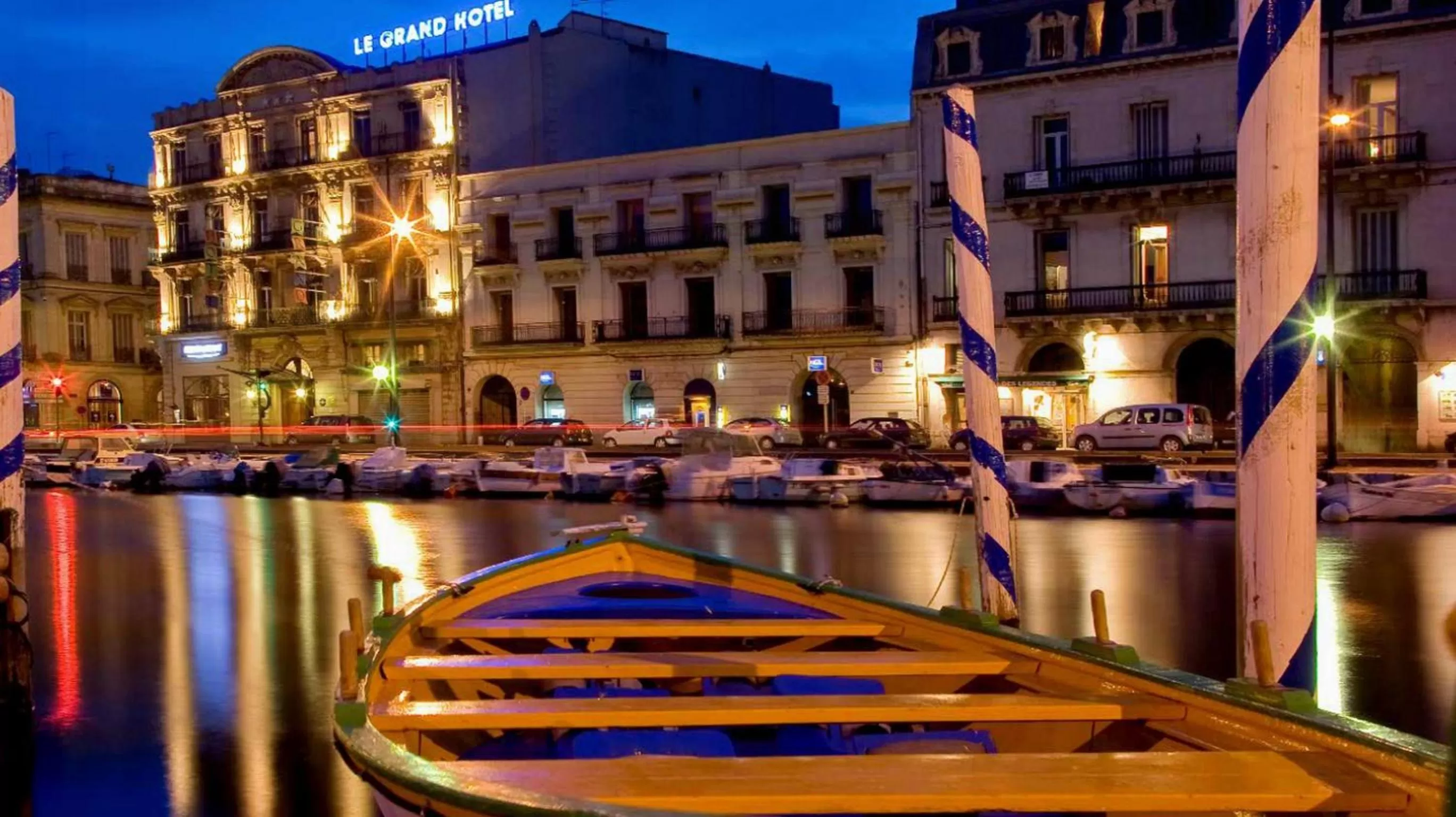 Facade/entrance, Property Building in Le Grand Hotel