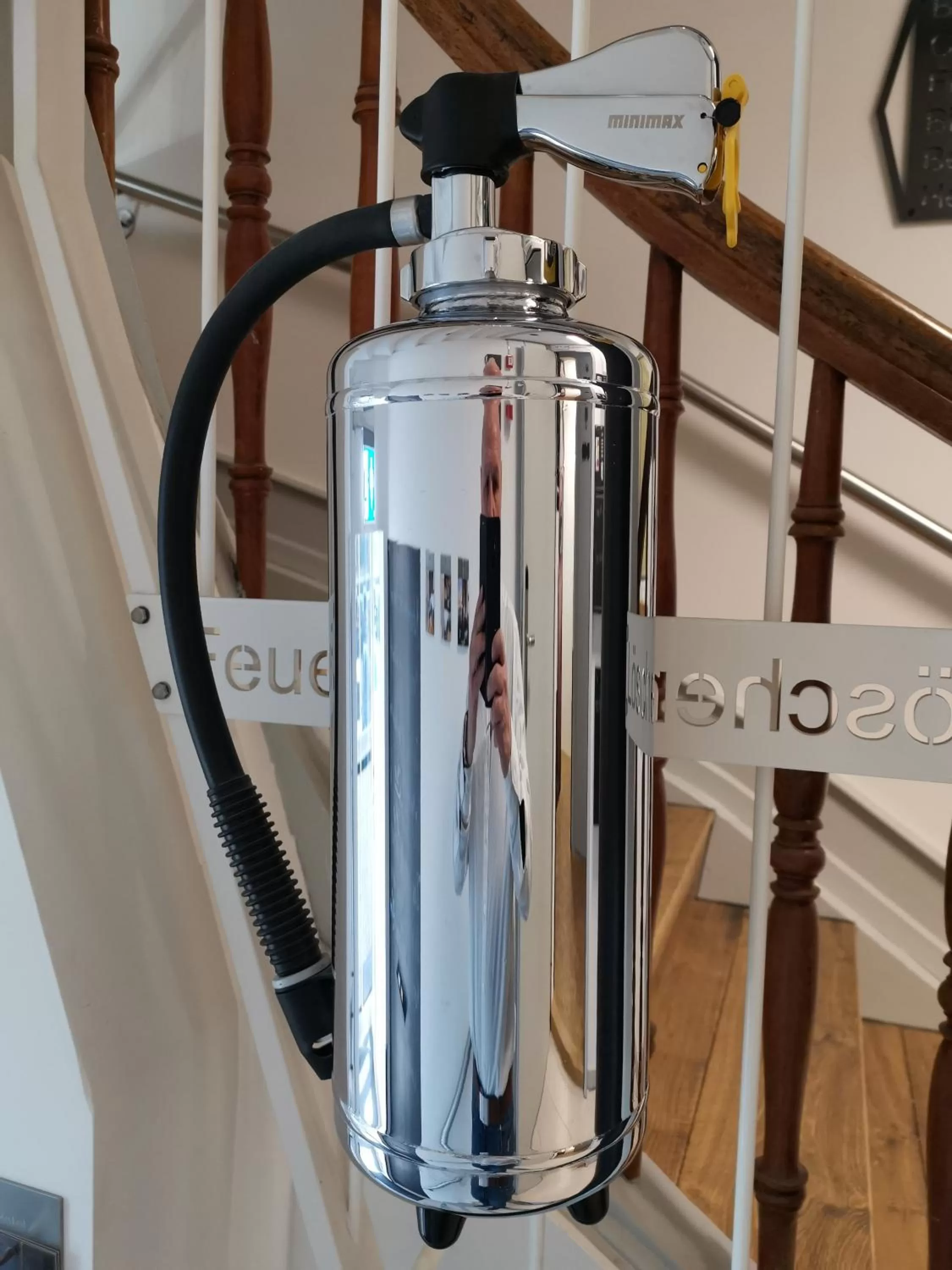 Decorative detail in Boutique Hotel BS16 before Bern City Parking gratis