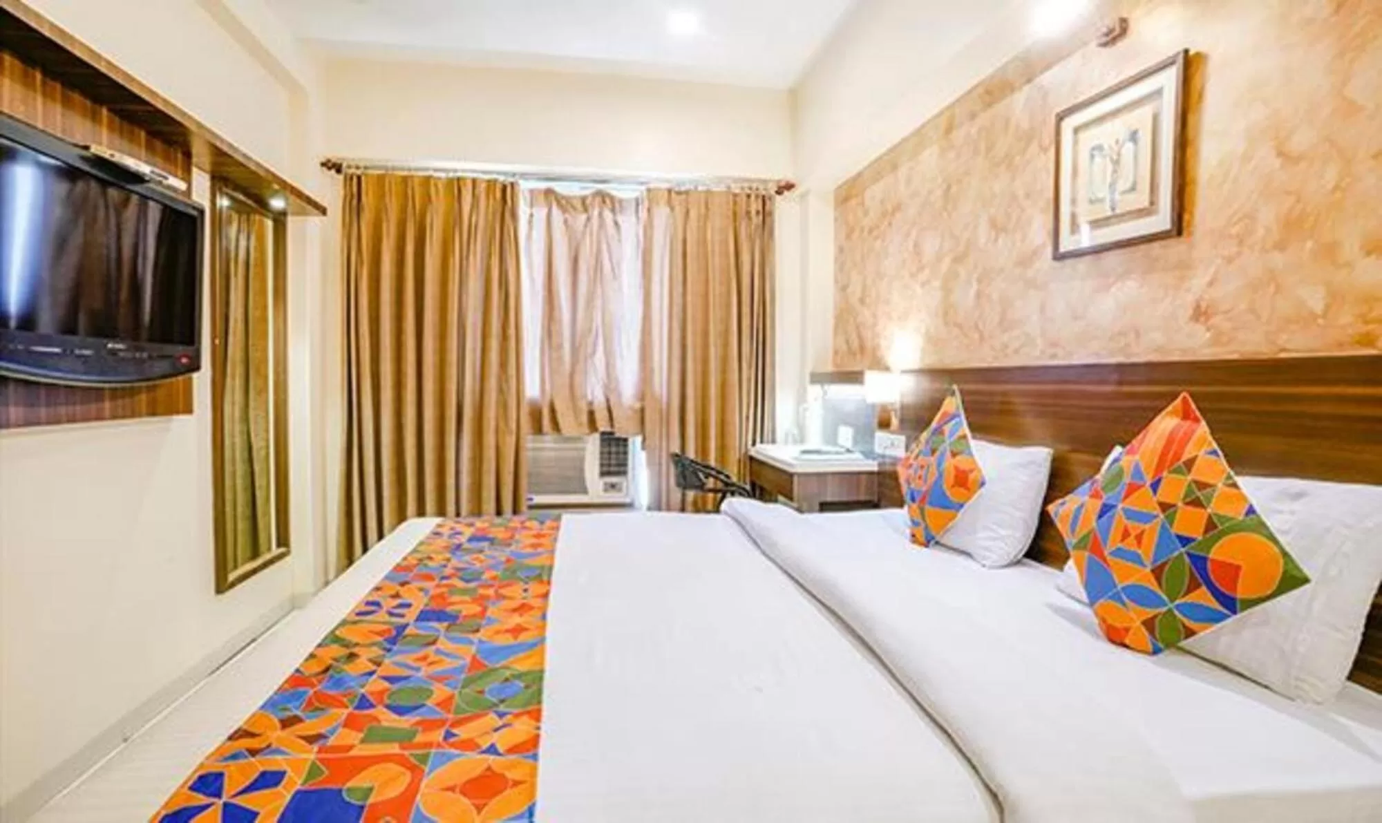 Bed in SriKrishna Paradise Hotel Thane Navi Mumbai