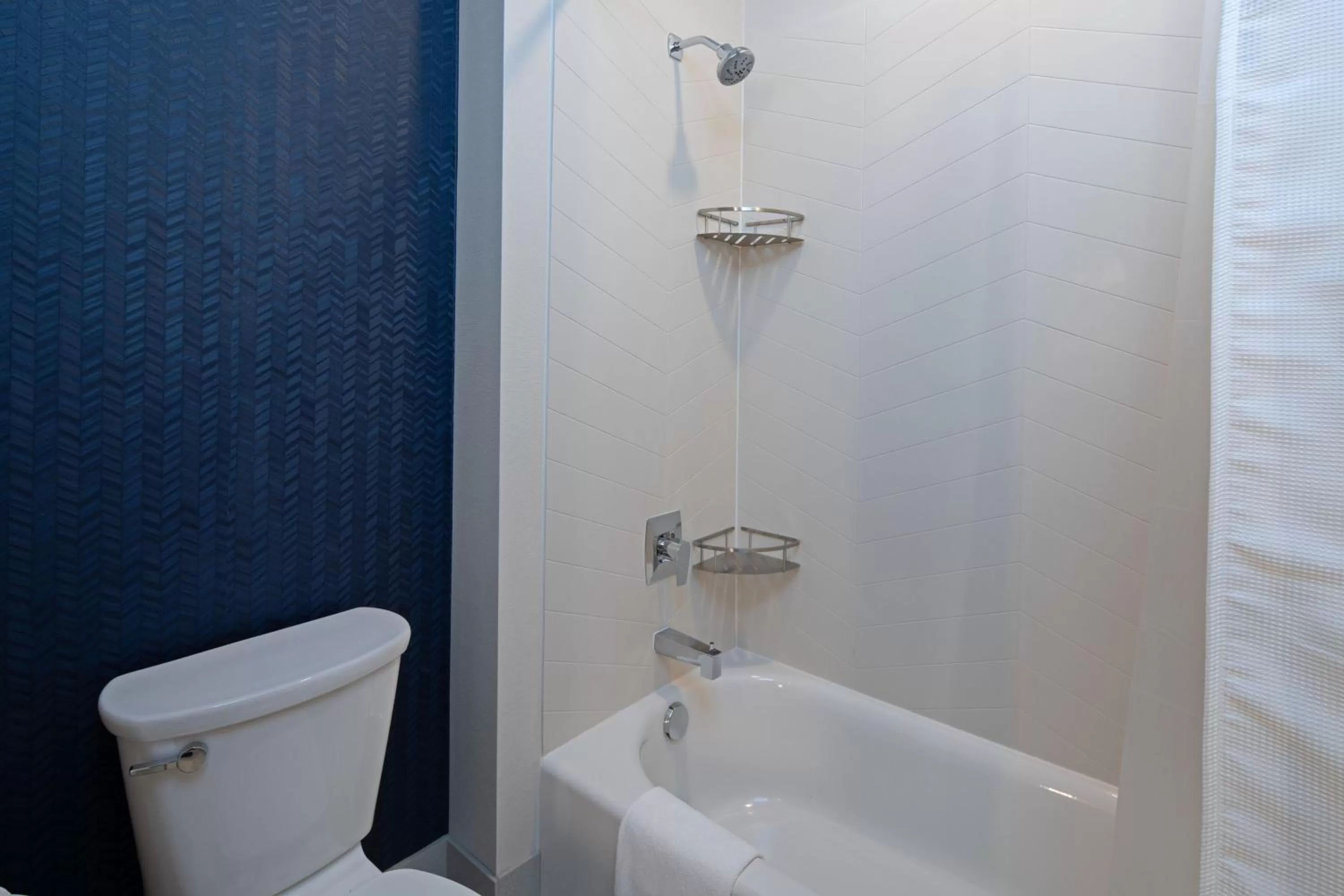 Bathroom in Fairfield by Marriott Inn & Suites Seattle Sea-Tac Airport