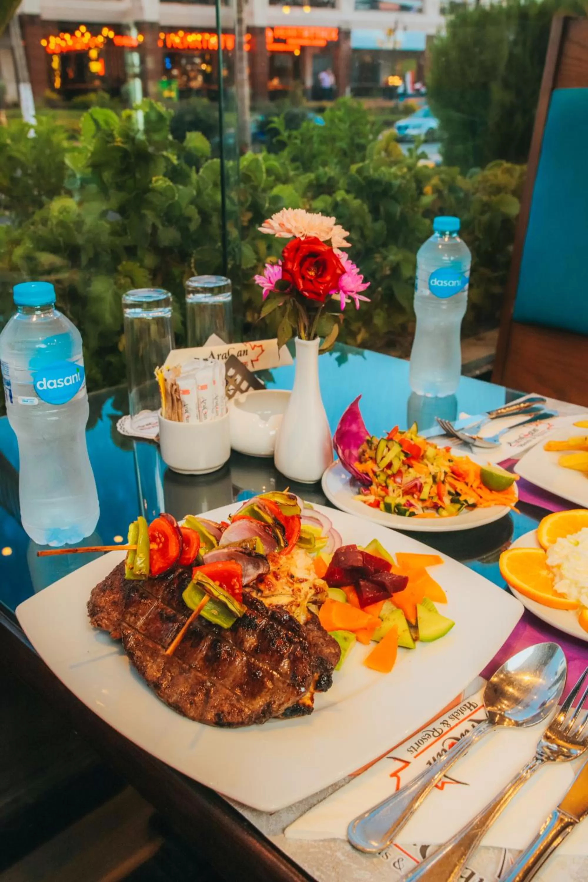 Food and drinks in Aracan Portsaid