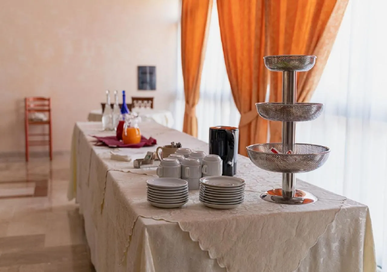 Restaurant/places to eat in Hotel Villa Delle Rose