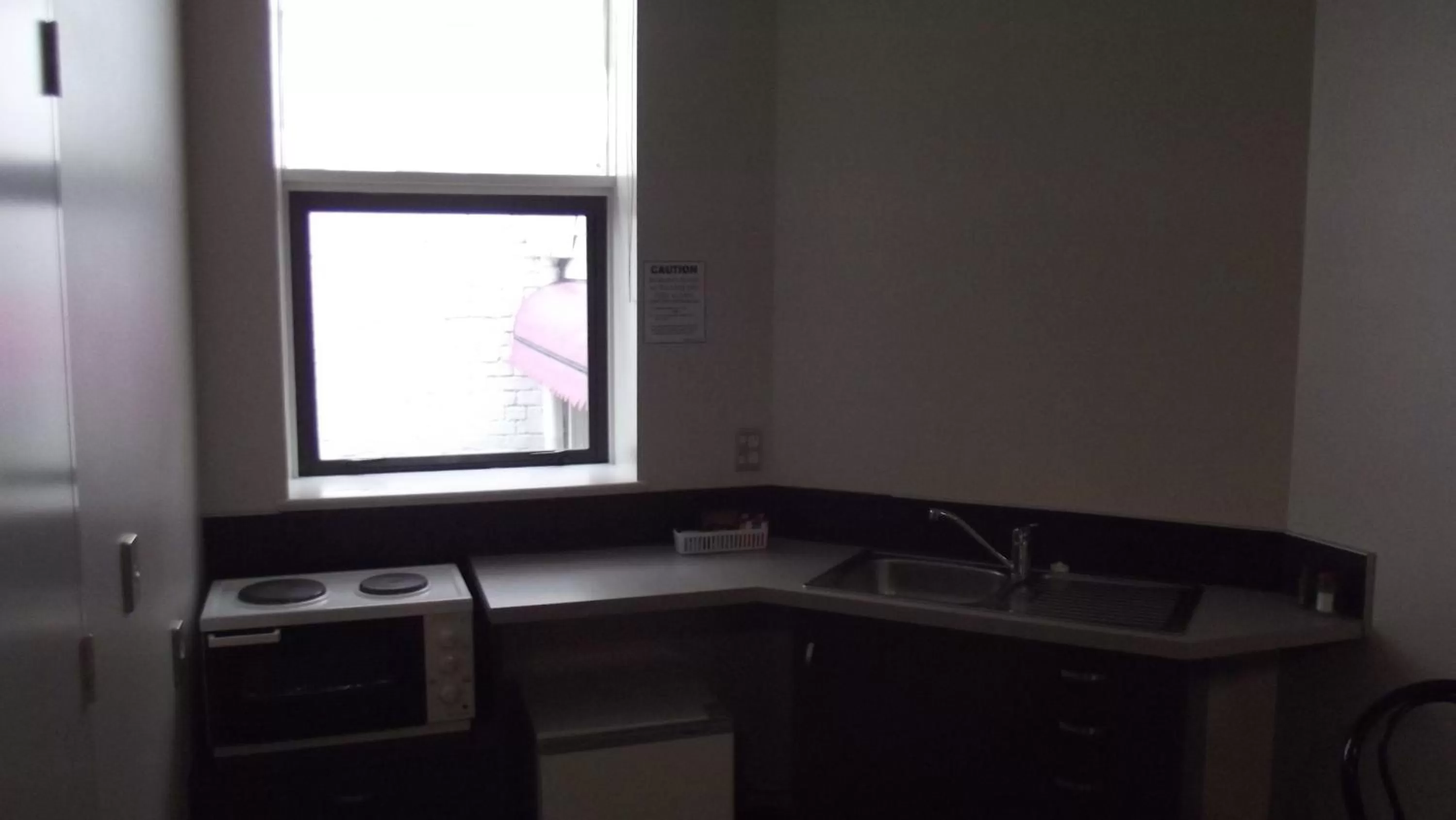 Kitchen or kitchenette in Motel on Carroll