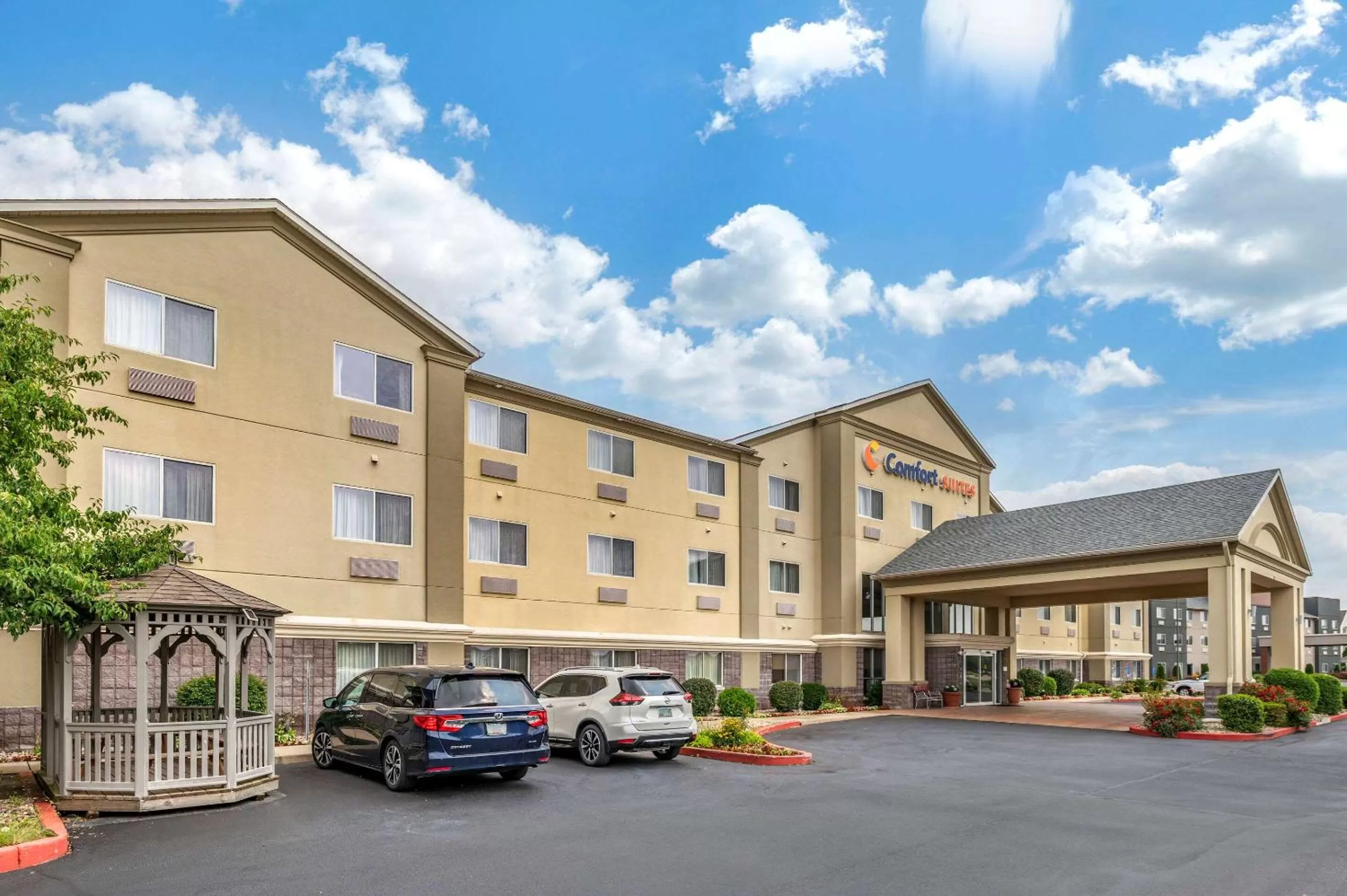 Property building in Comfort Suites Elkhart North