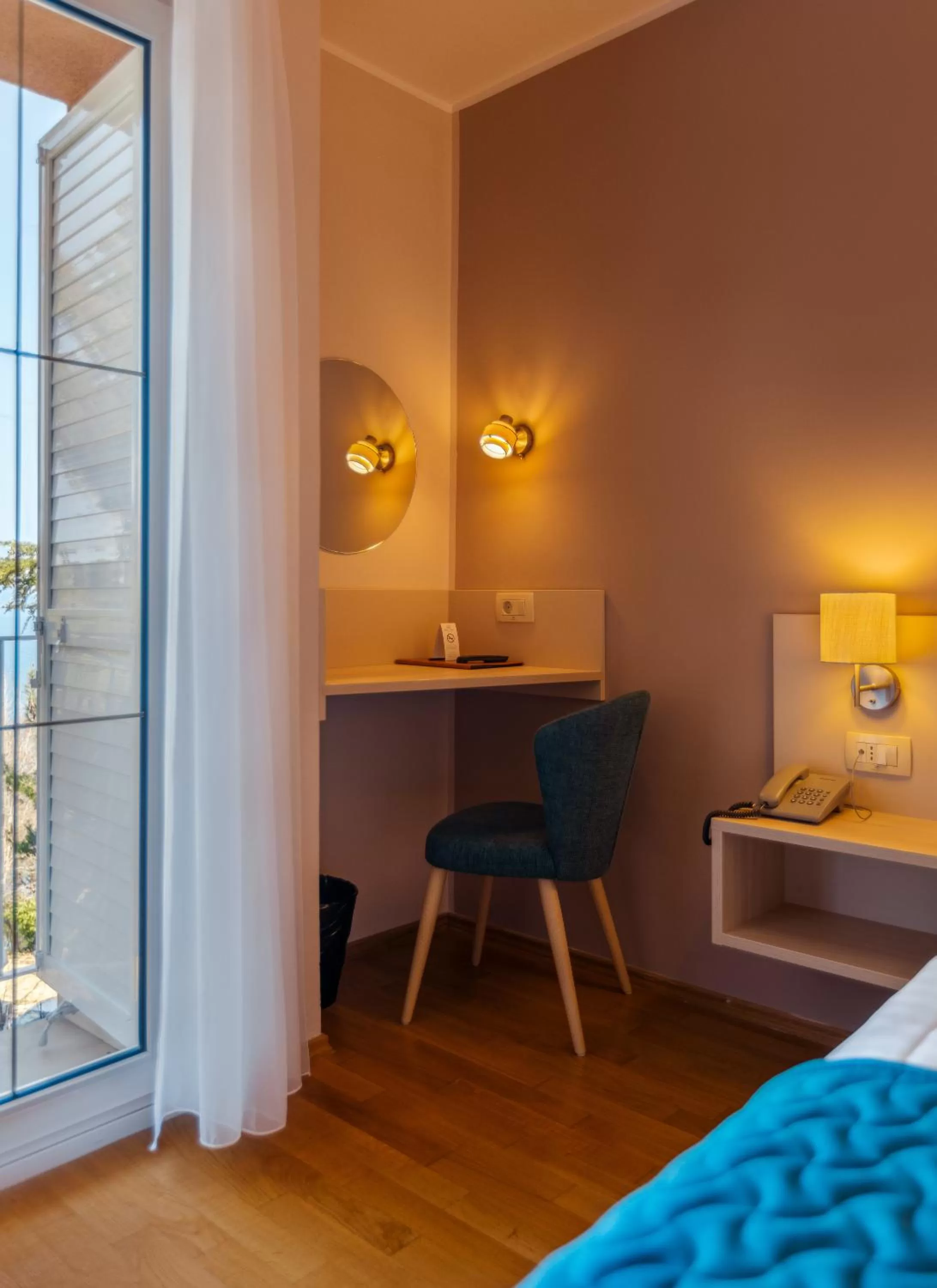 Bedroom, Bed in Belvedere Resort Hotels