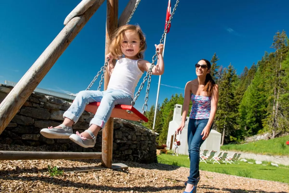 Summer, Children in Le Mayen de Colombire